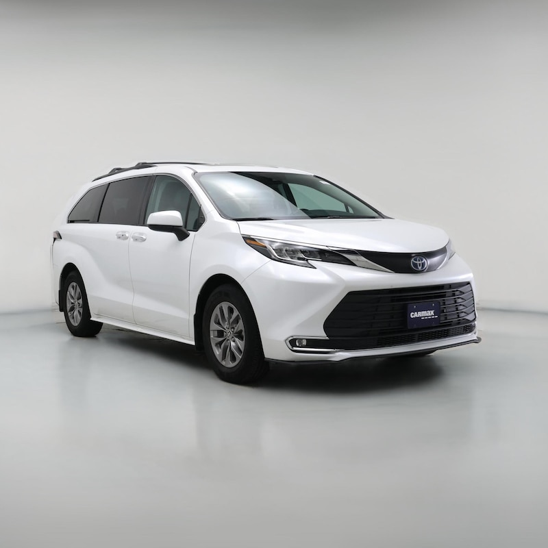 2022 Toyota Sienna Hybrid XLE