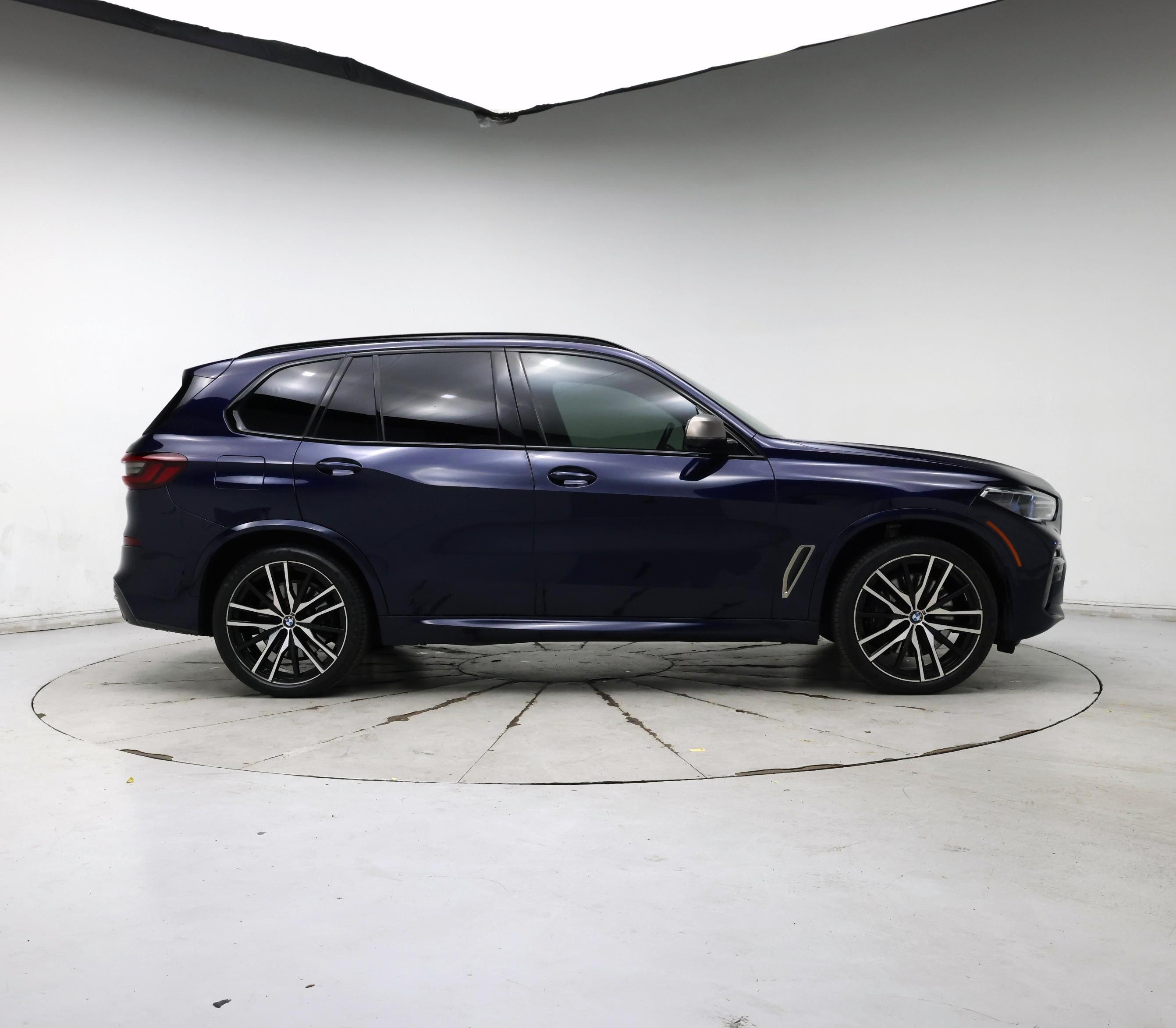 Thumbnail: 2021 BMW X5 - 7