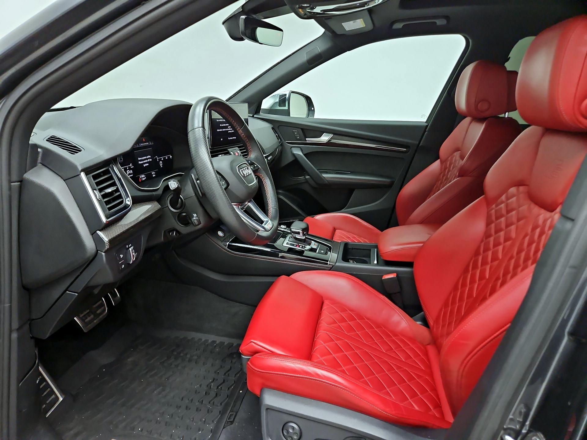 Thumbnail: 2021 Audi SQ5 - 11