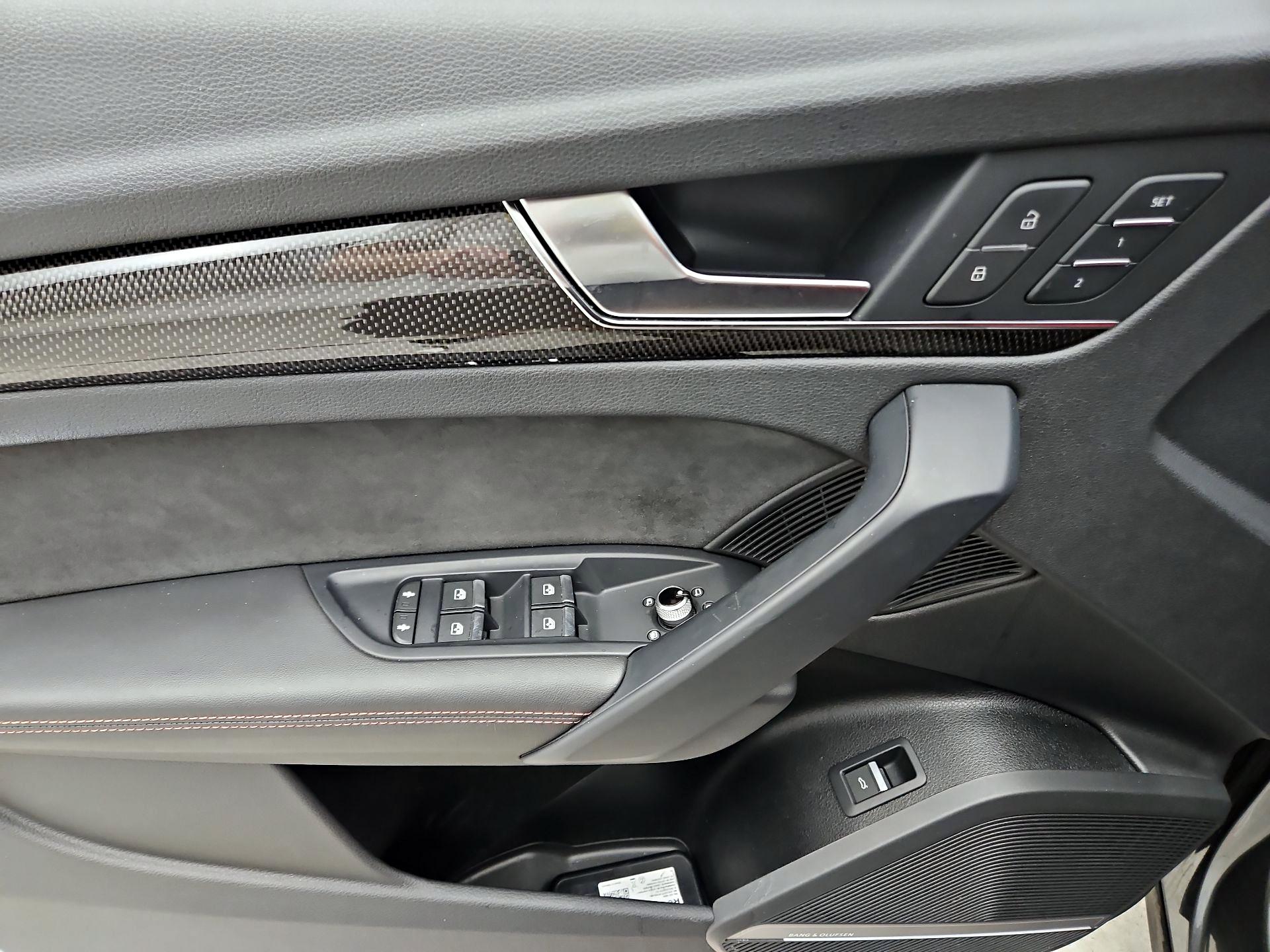Thumbnail: 2021 Audi SQ5 - 12