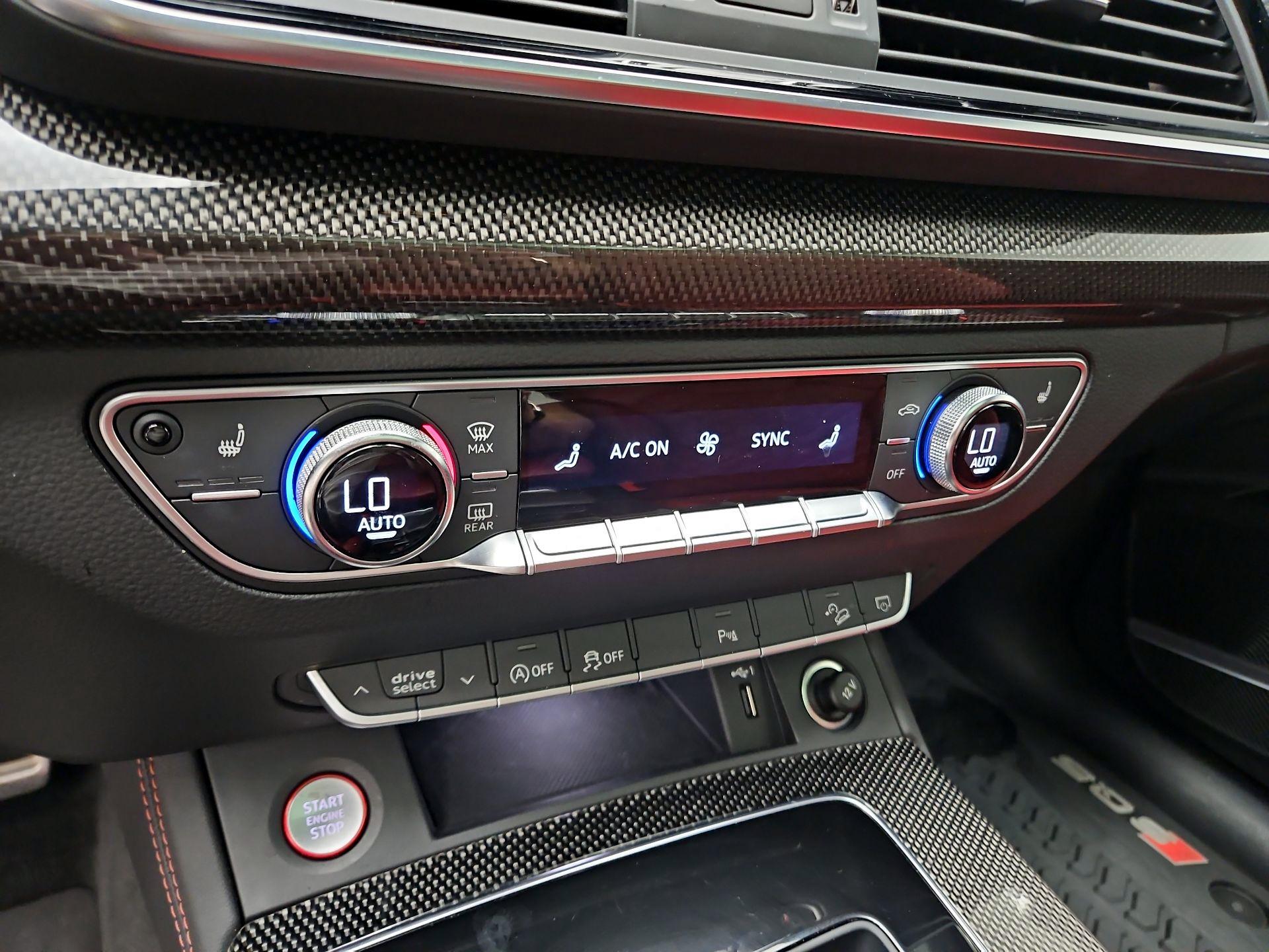 Thumbnail: 2021 Audi SQ5 - 17
