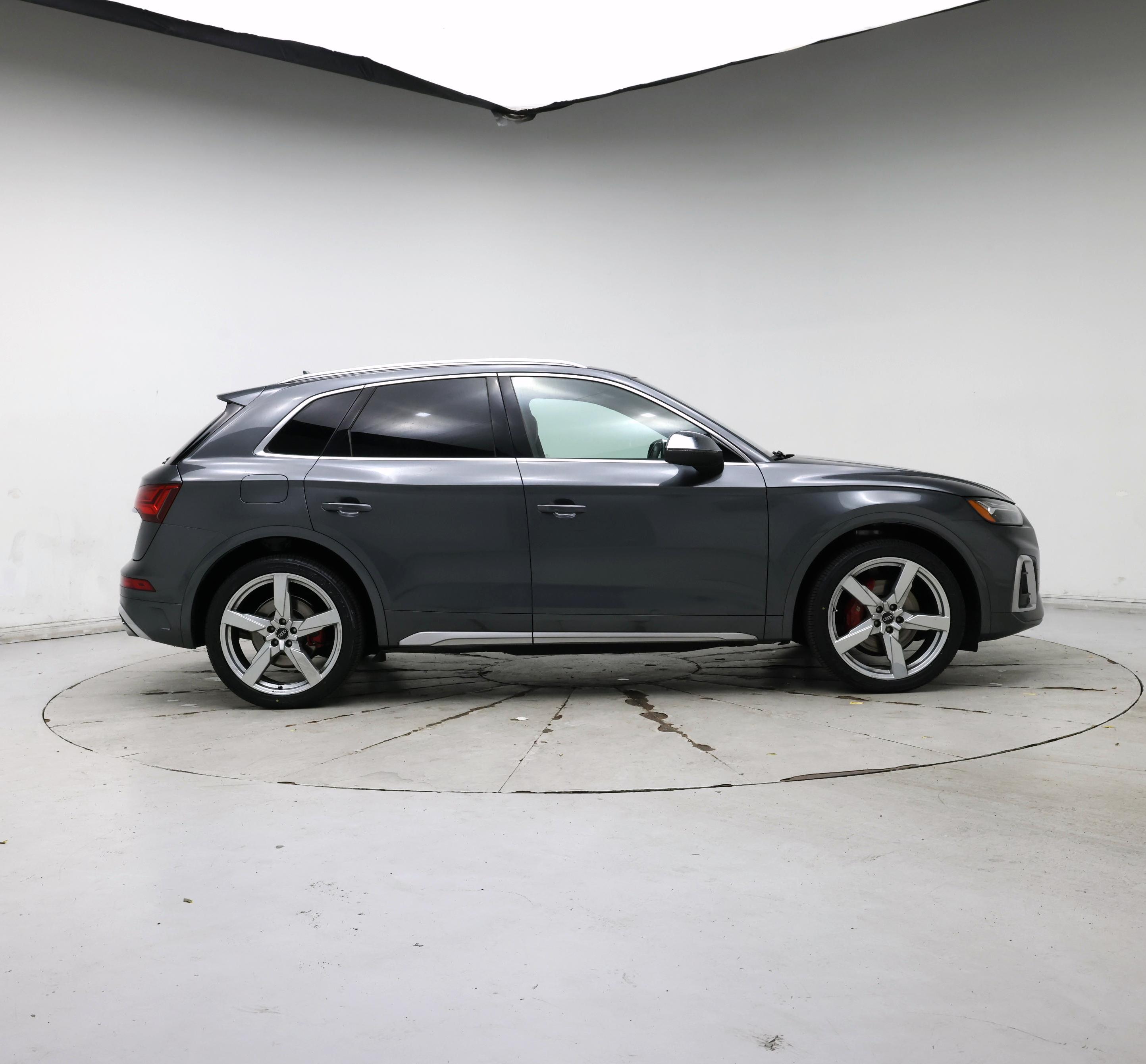 Thumbnail: 2021 Audi SQ5 - 7