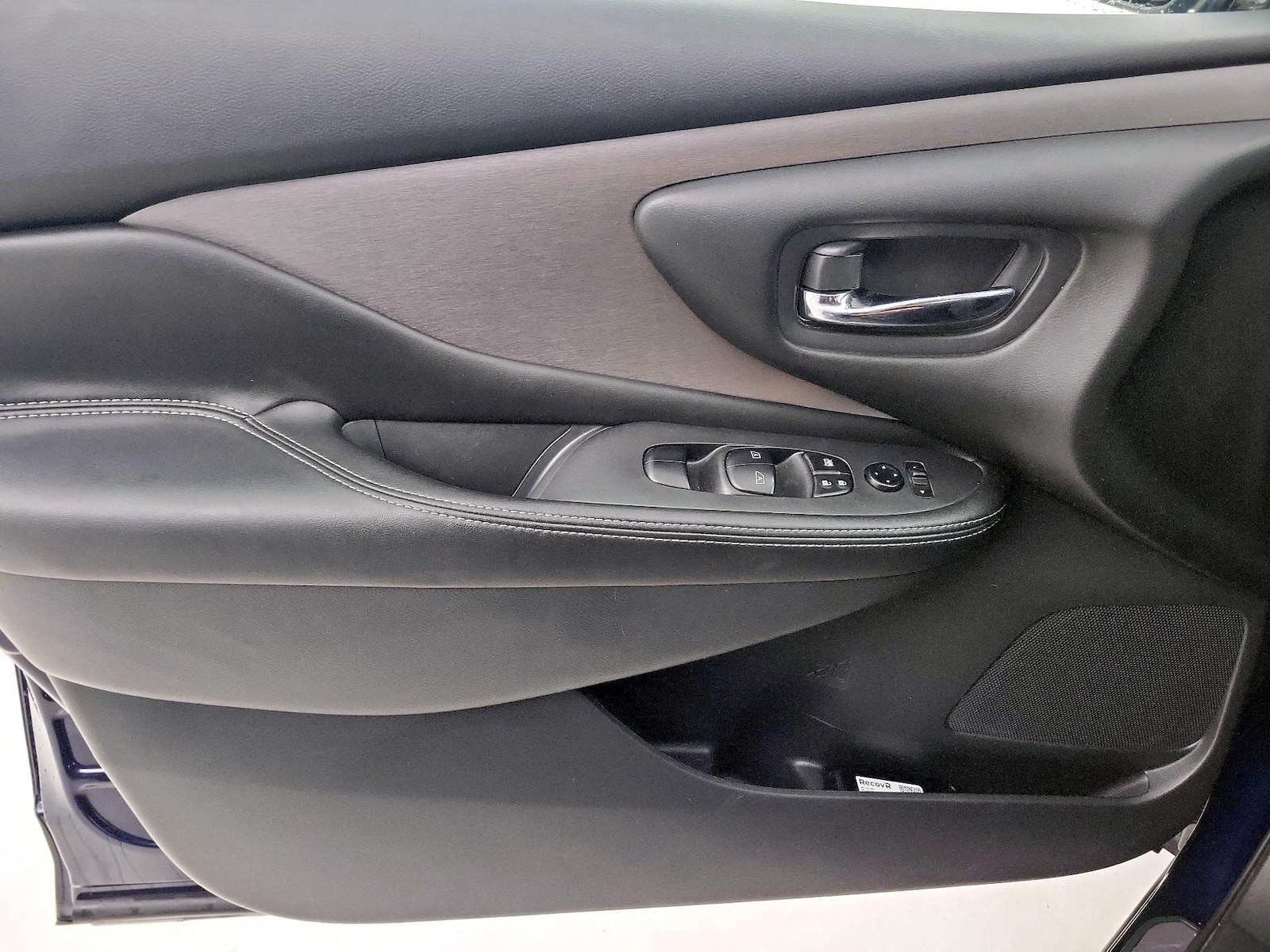 2023 Nissan Murano SV - Photo 13