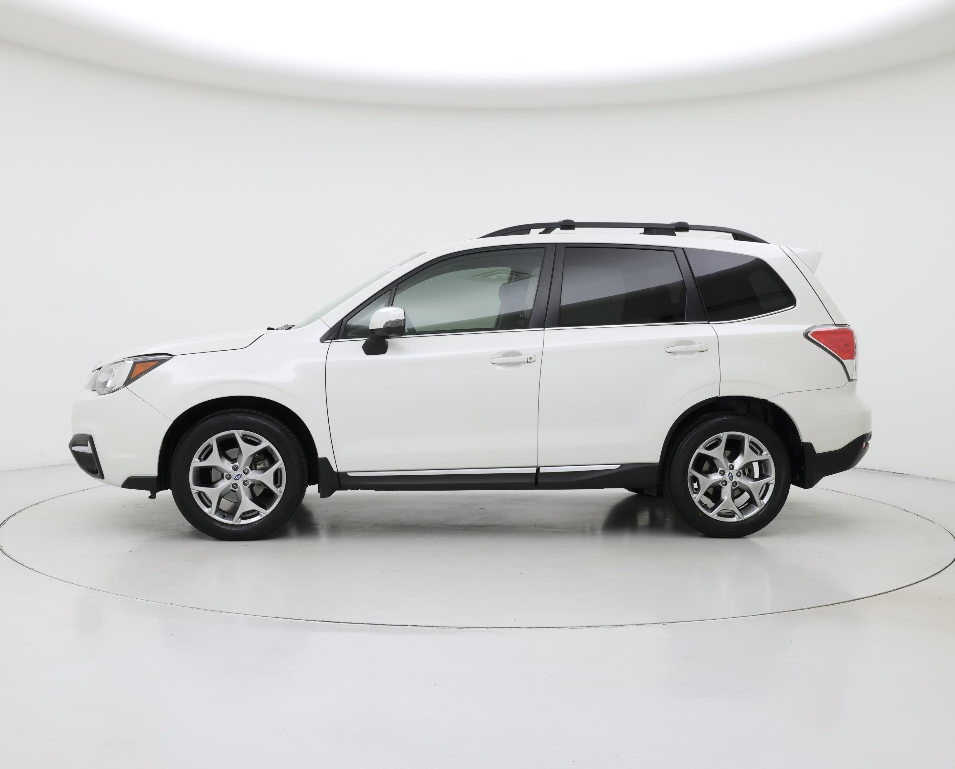 Thumbnail: 2018 Subaru Forester - 3