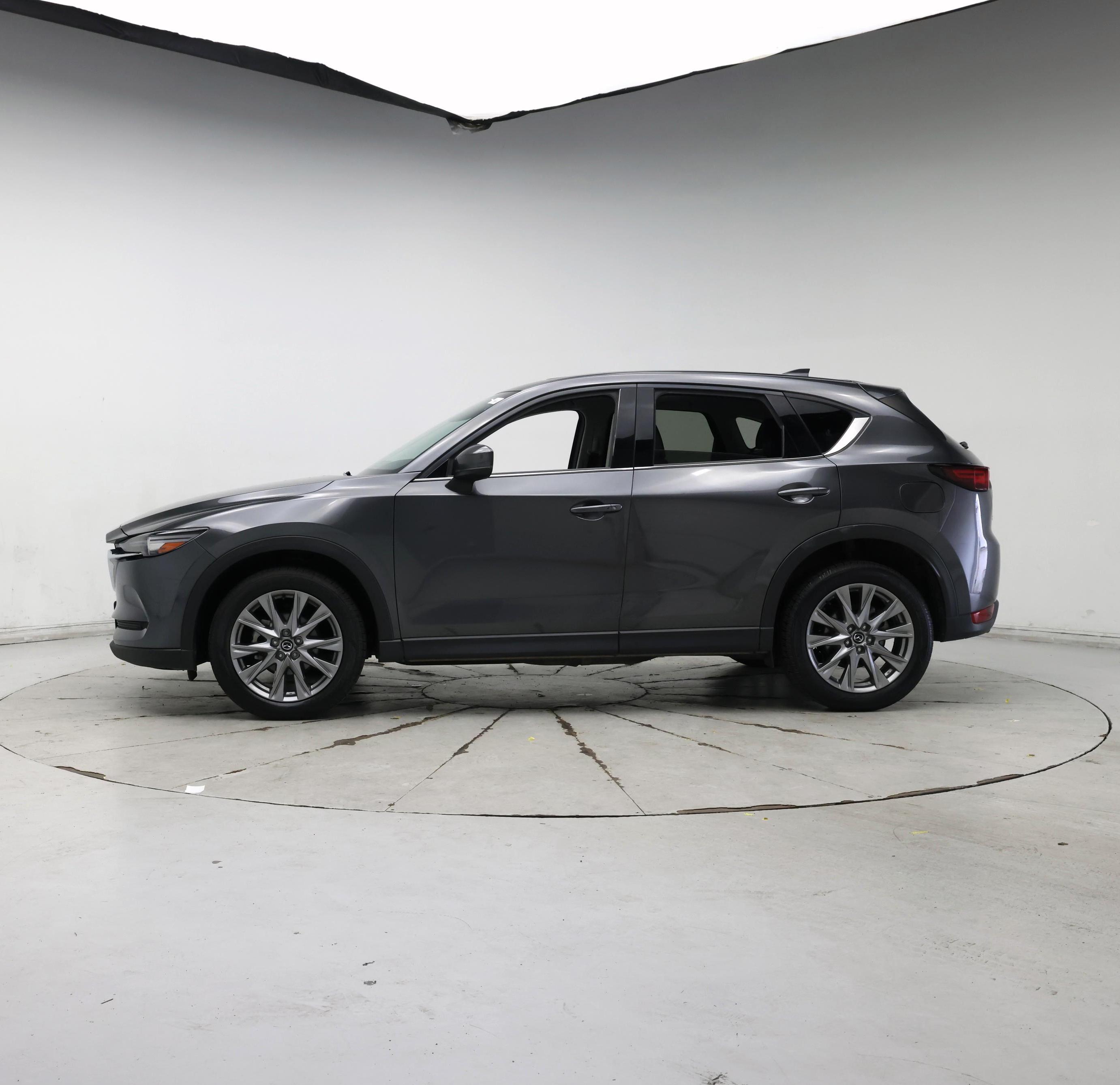 Thumbnail: 2021 Mazda CX-5 - 3