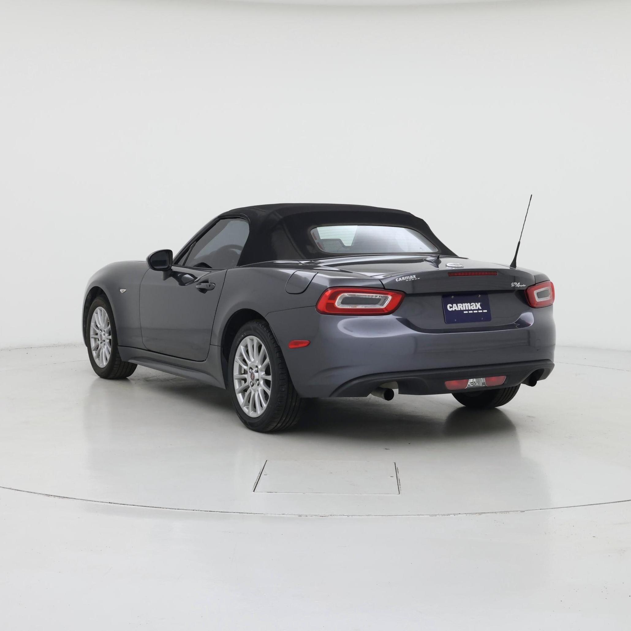 Thumbnail: 2019 Fiat 124 Spider - 2
