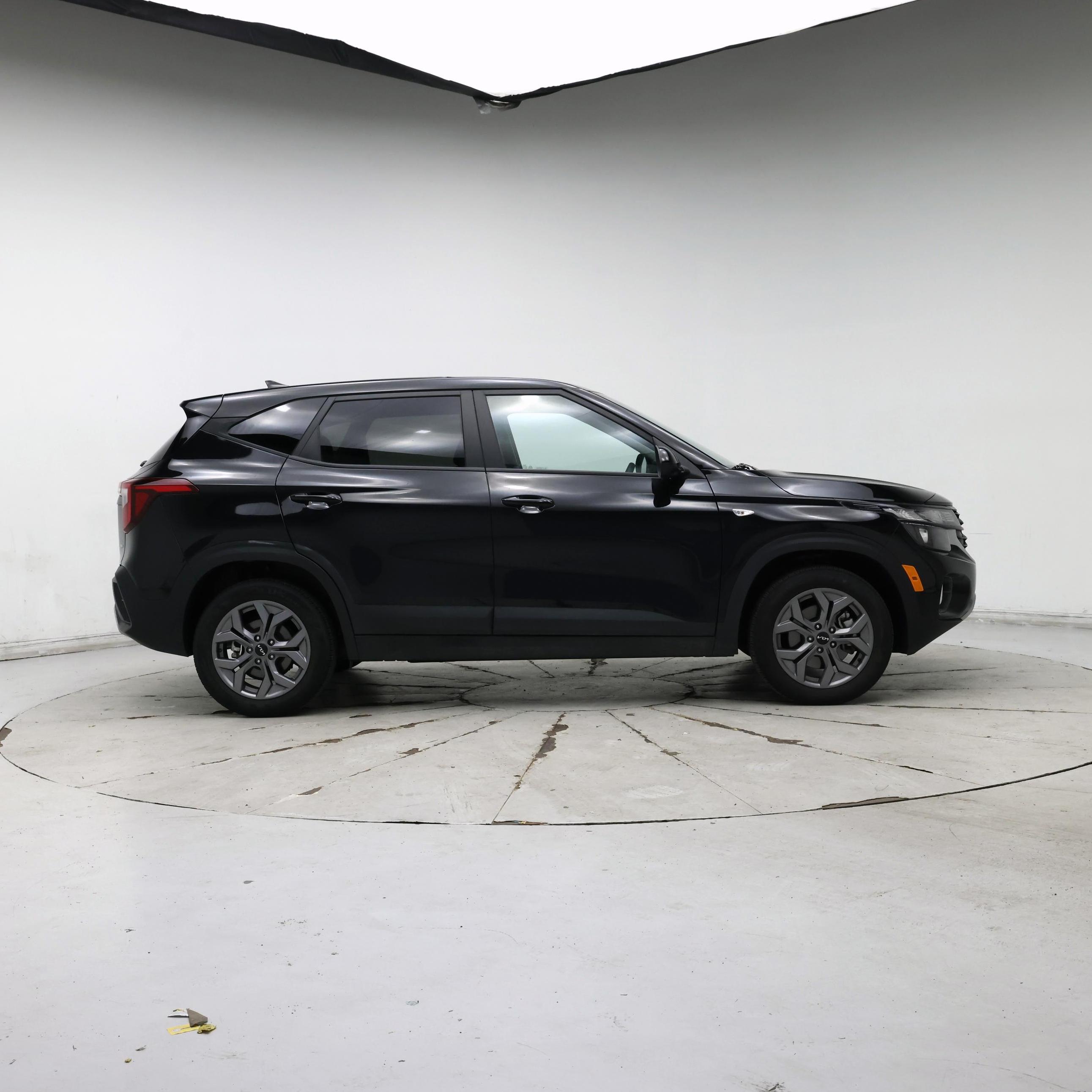 Thumbnail: 2024 Kia Seltos - 7