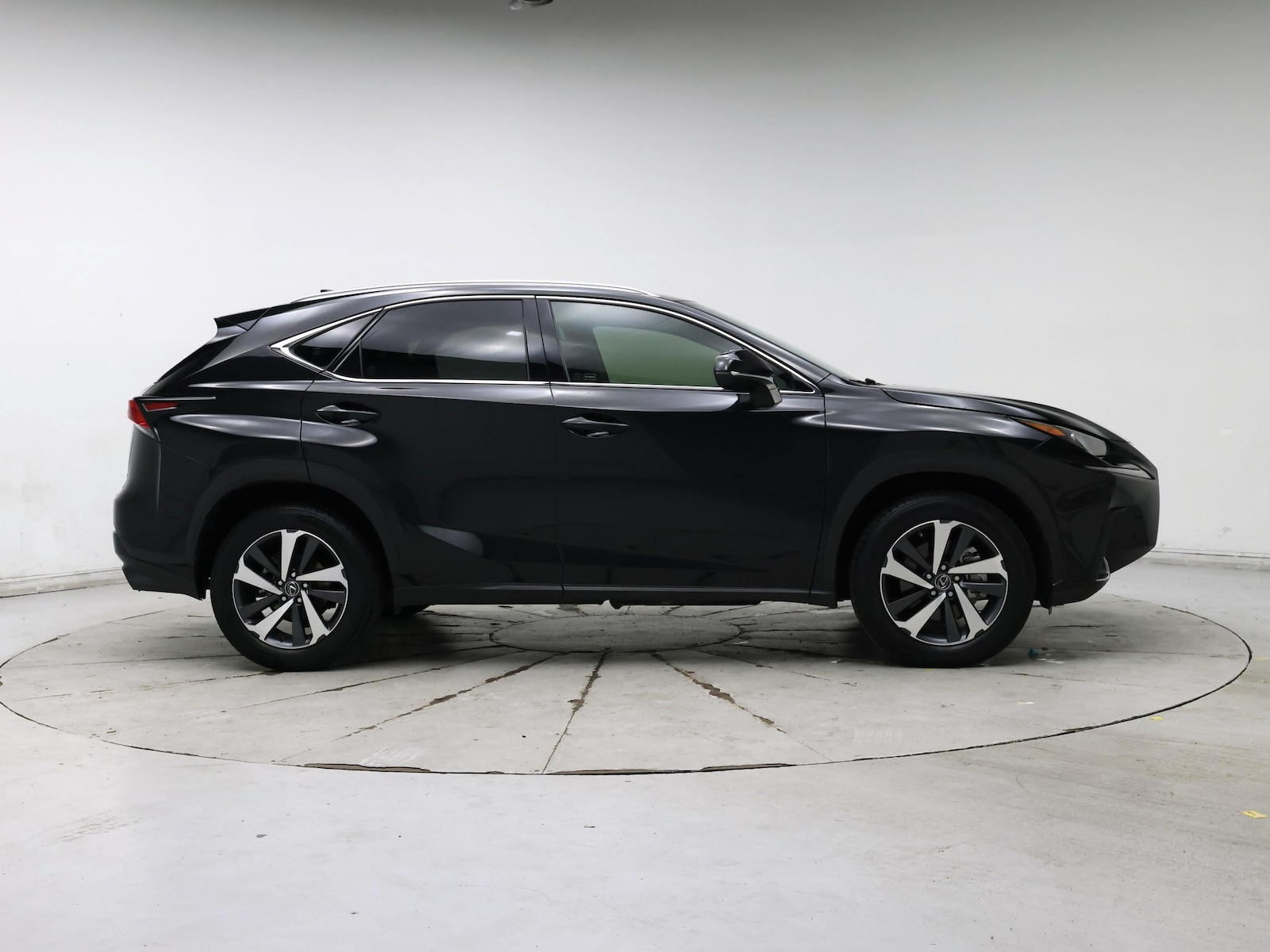 2020 Lexus NX 300 - Photo 8
