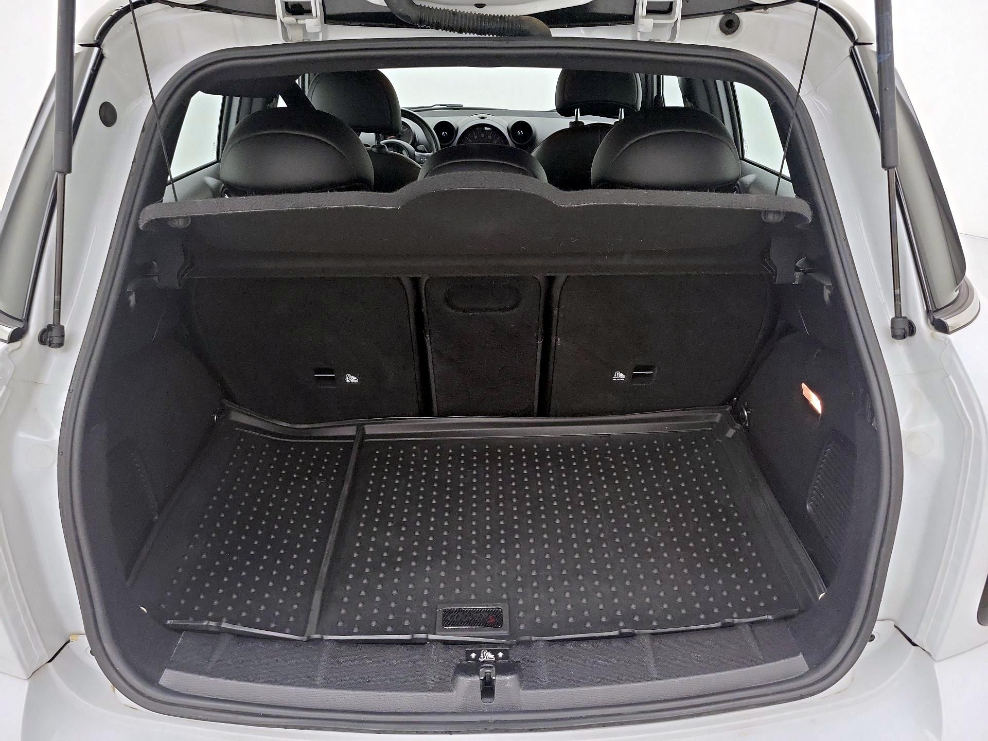 Thumbnail: 2016 MINI Cooper Countryman - 18