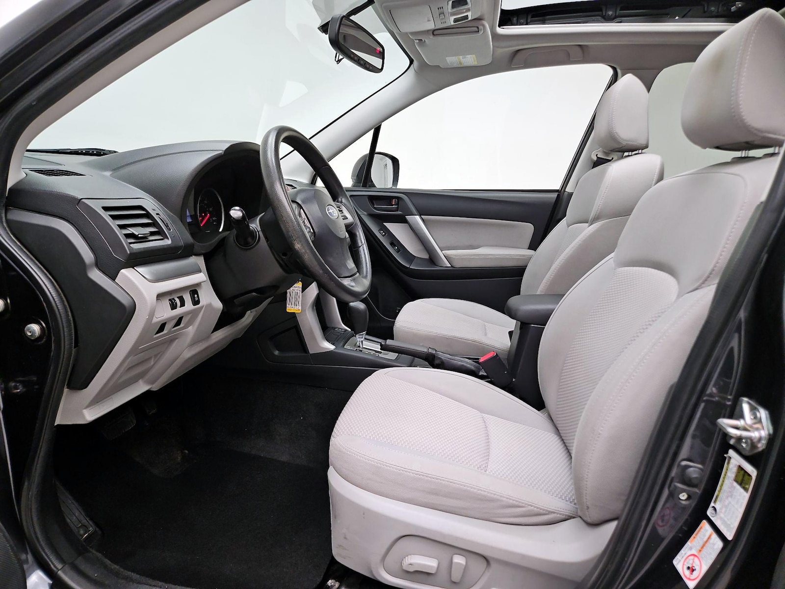 2015 Subaru Forester i Premium - Photo 12