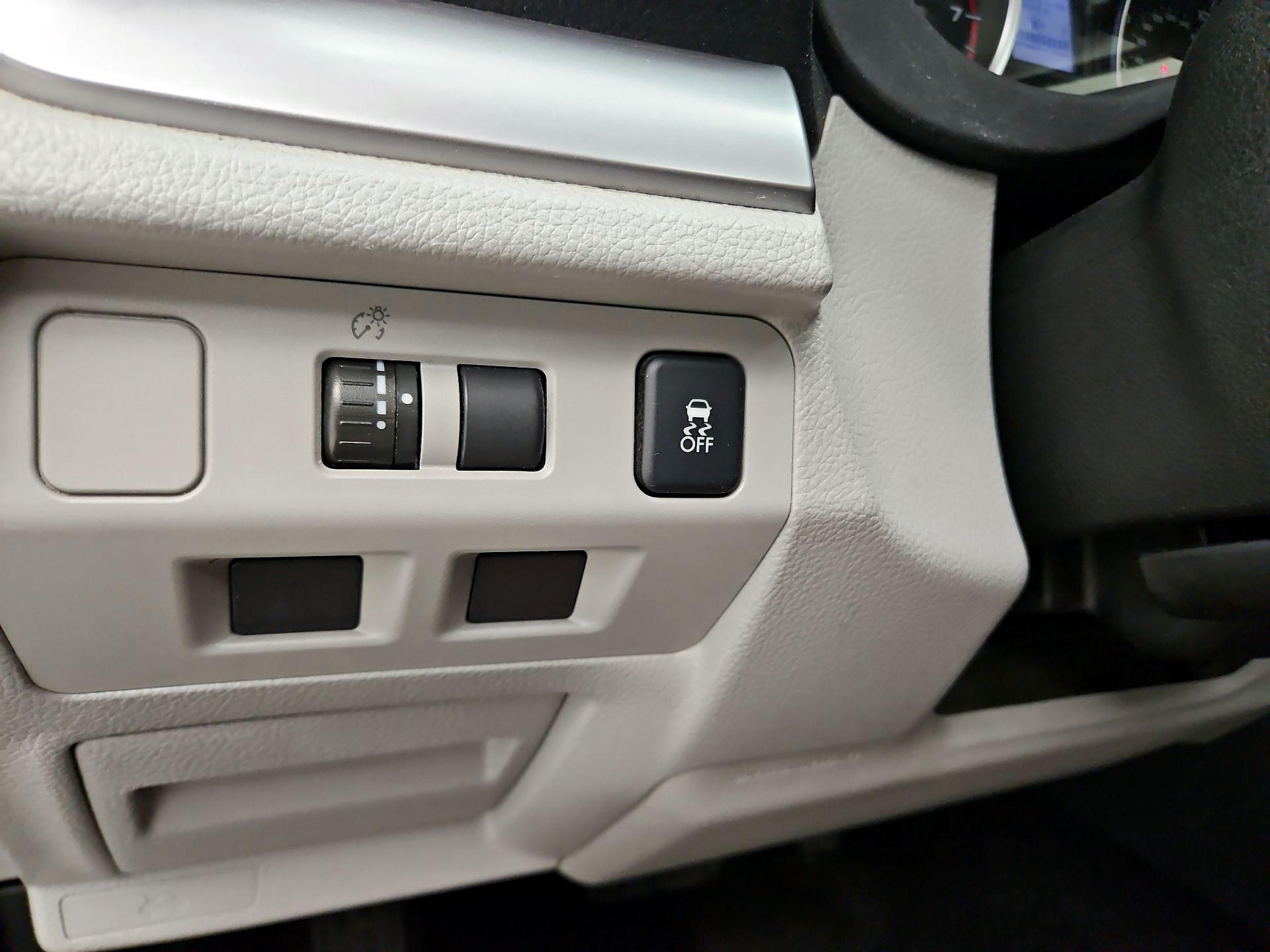 Thumbnail: 2015 Subaru Forester - 13