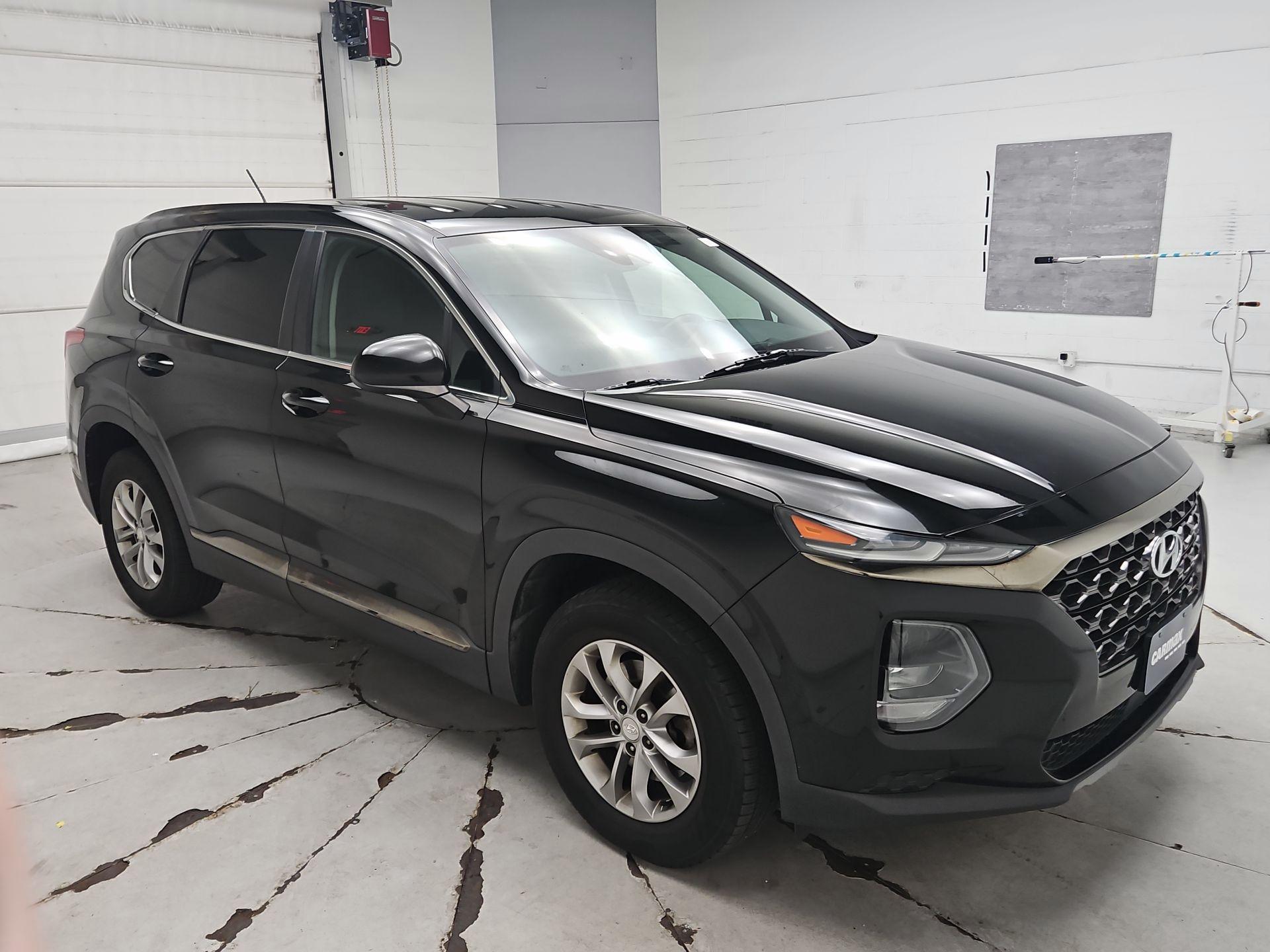 Thumbnail: 2019 Hyundai Santa Fe - 1