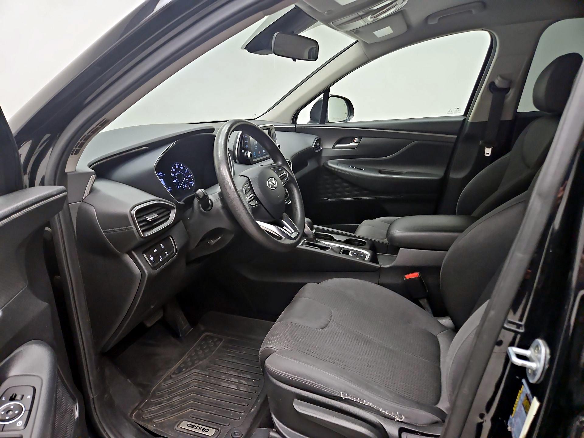 Thumbnail: 2019 Hyundai Santa Fe - 9