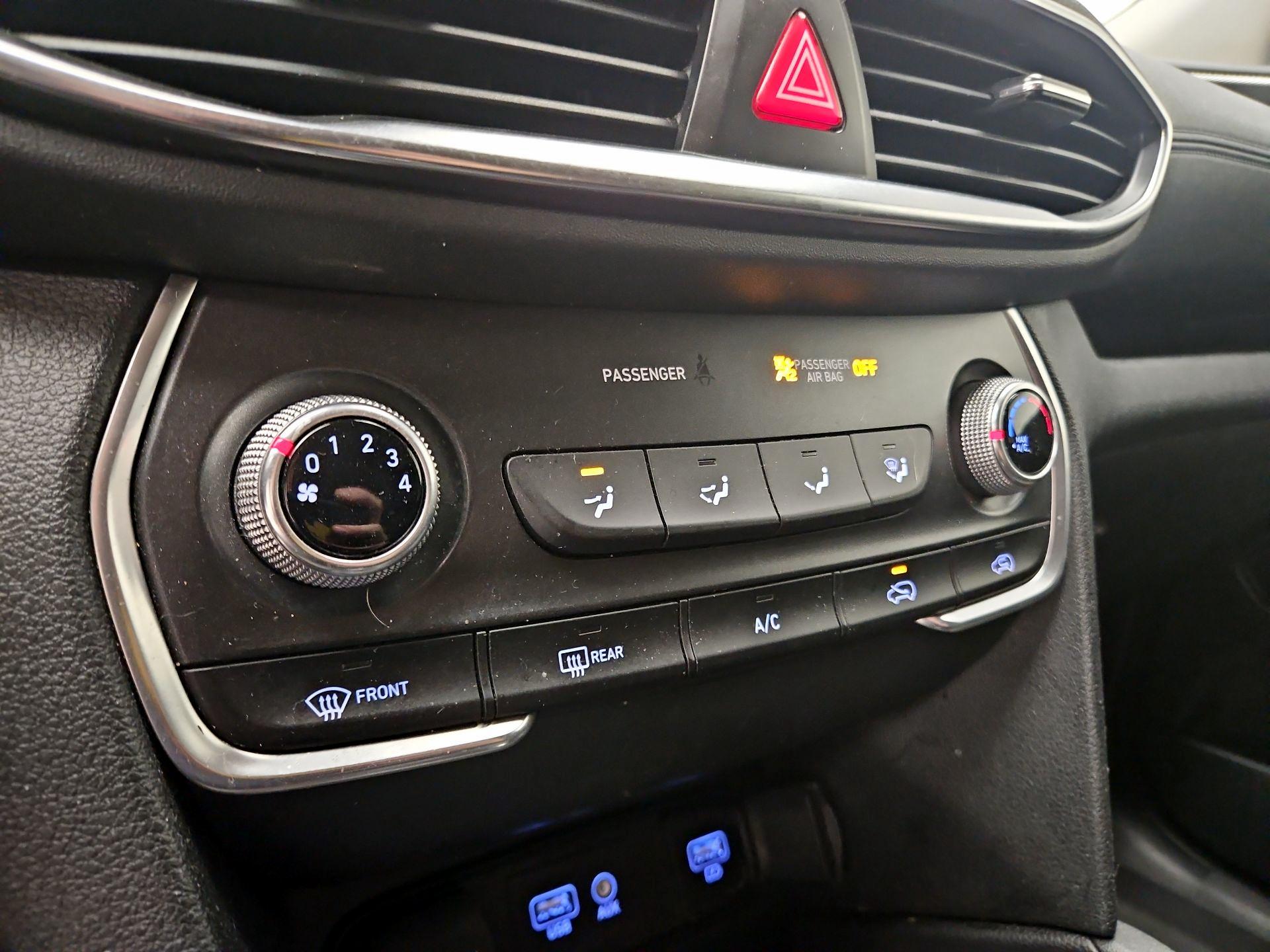 Thumbnail: 2019 Hyundai Santa Fe - 14