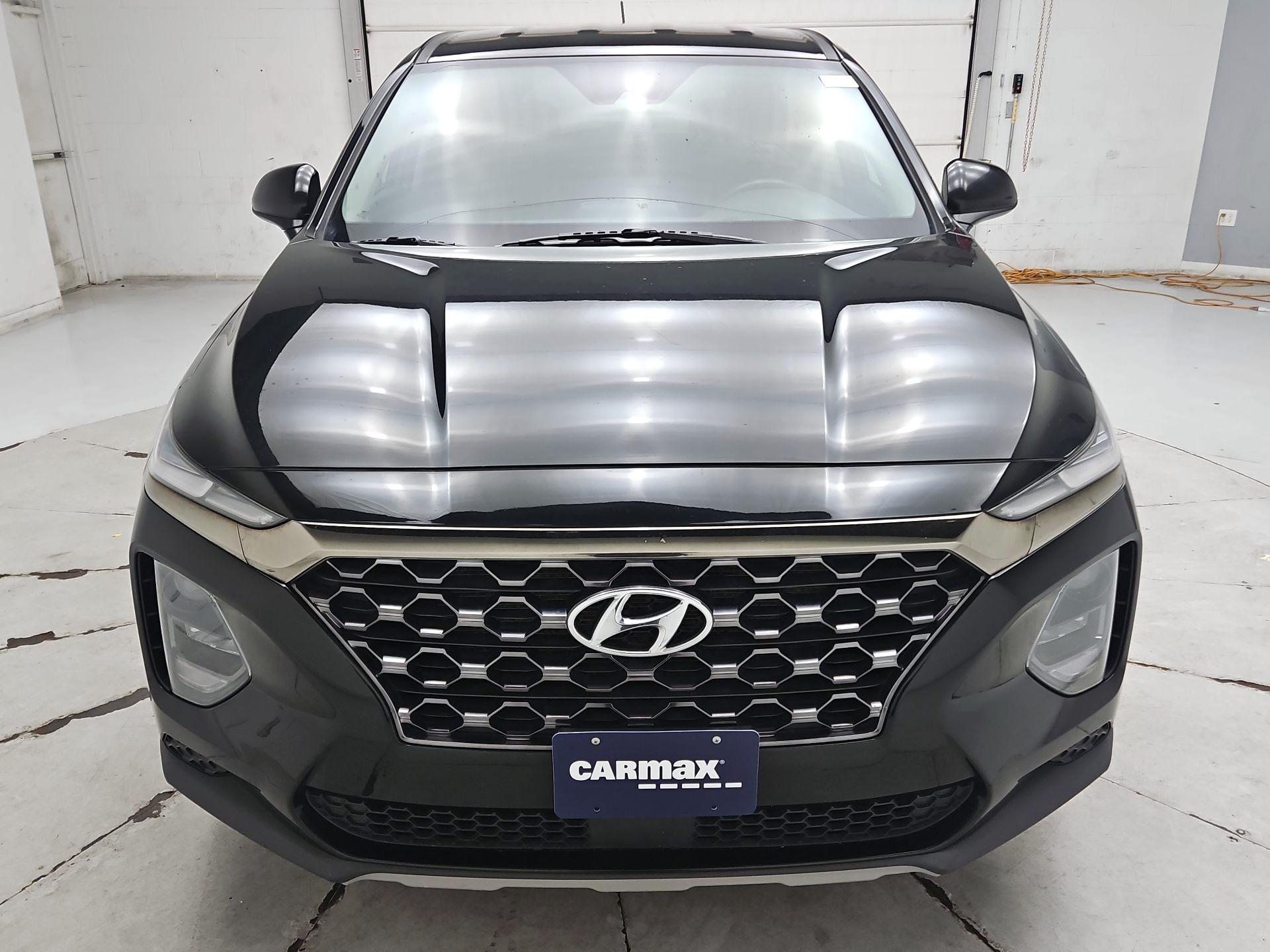 Thumbnail: 2019 Hyundai Santa Fe - 2