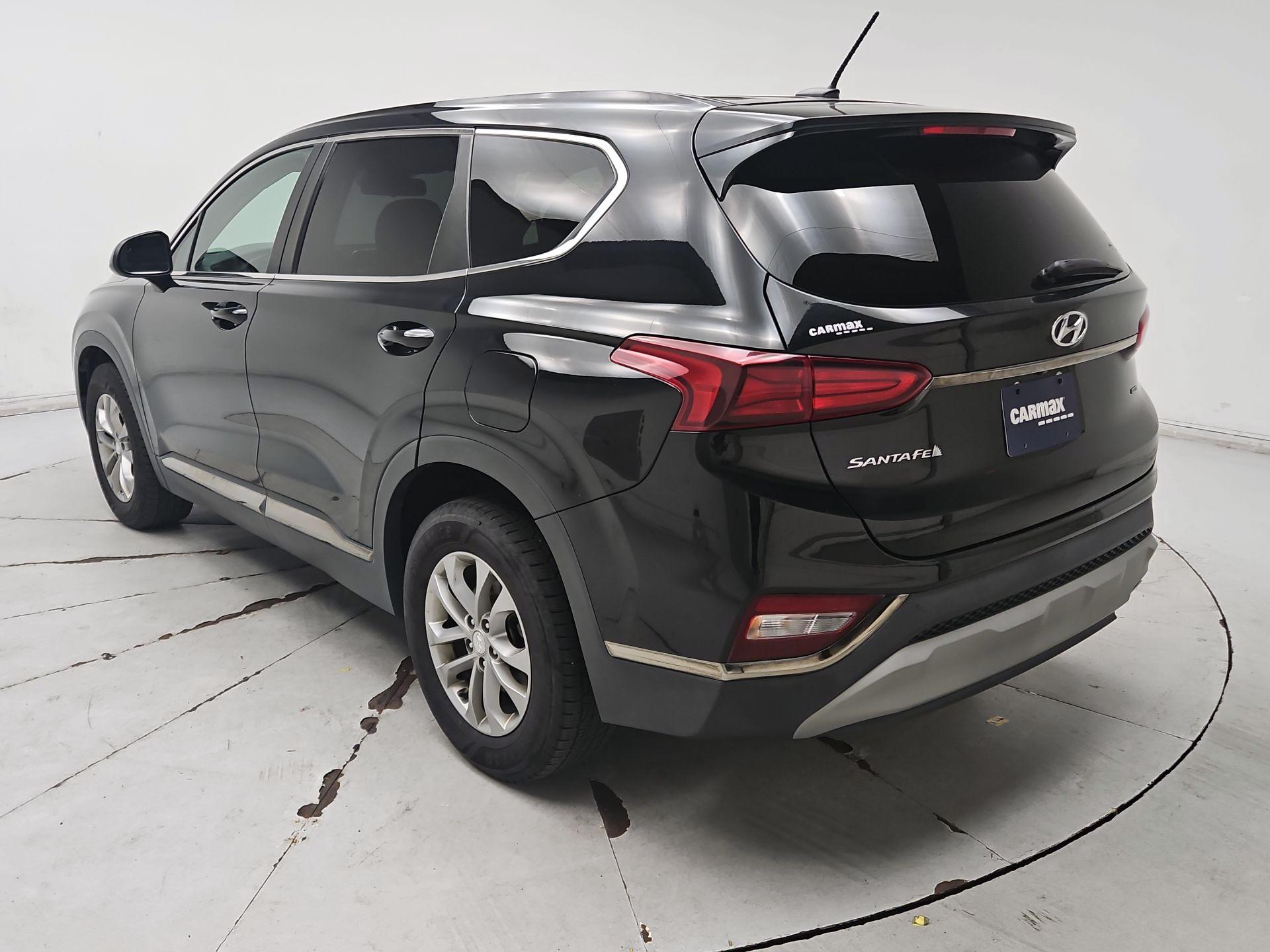 Thumbnail: 2019 Hyundai Santa Fe - 7
