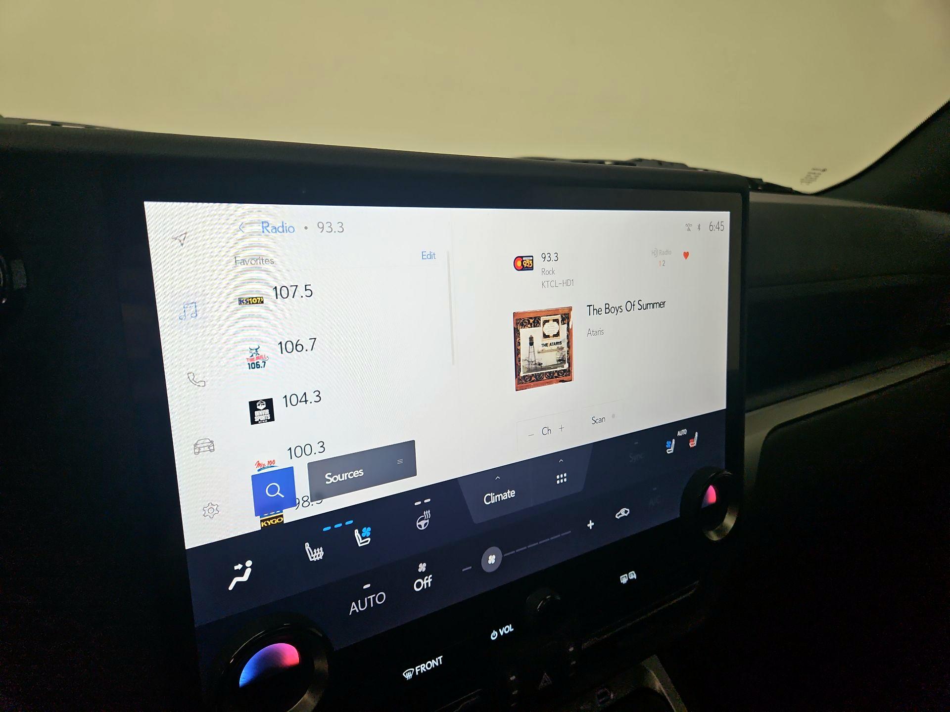 Thumbnail: 2024 Lexus GX - 15