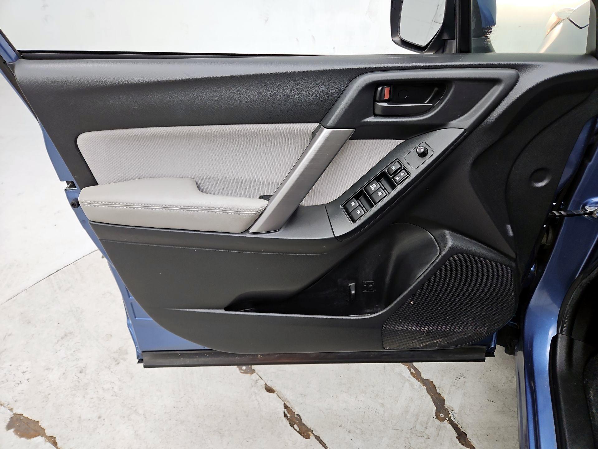 Thumbnail: 2016 Subaru Forester - 12
