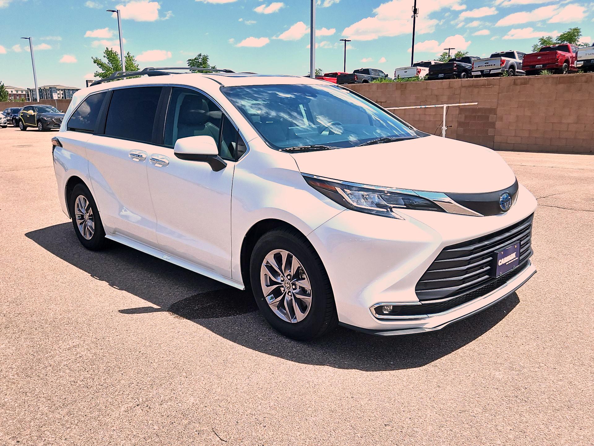 White 2023 Toyota Sienna Minivan All-Wheel Drive Automatic
