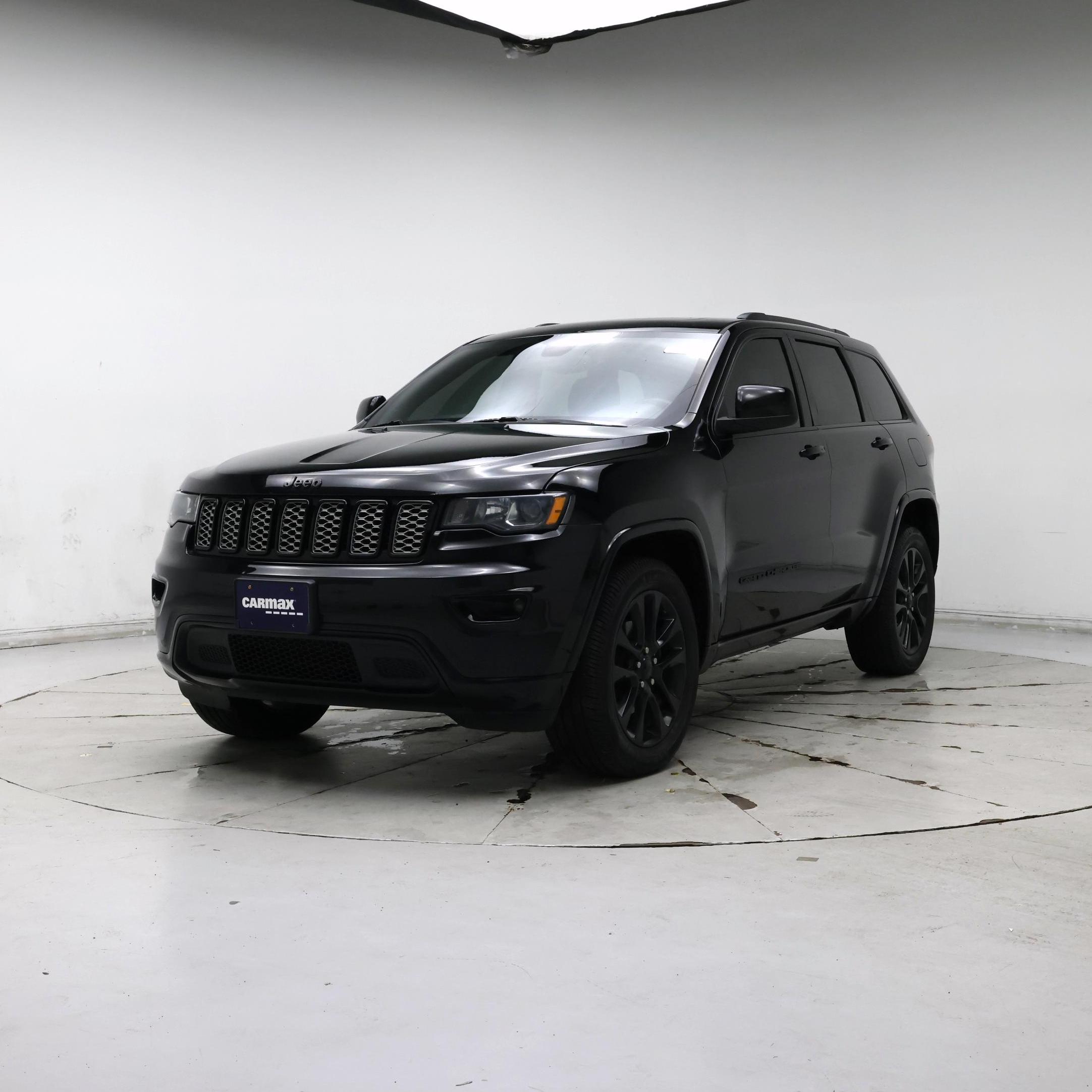 Thumbnail: 2018 Jeep Grand Cherokee - 4