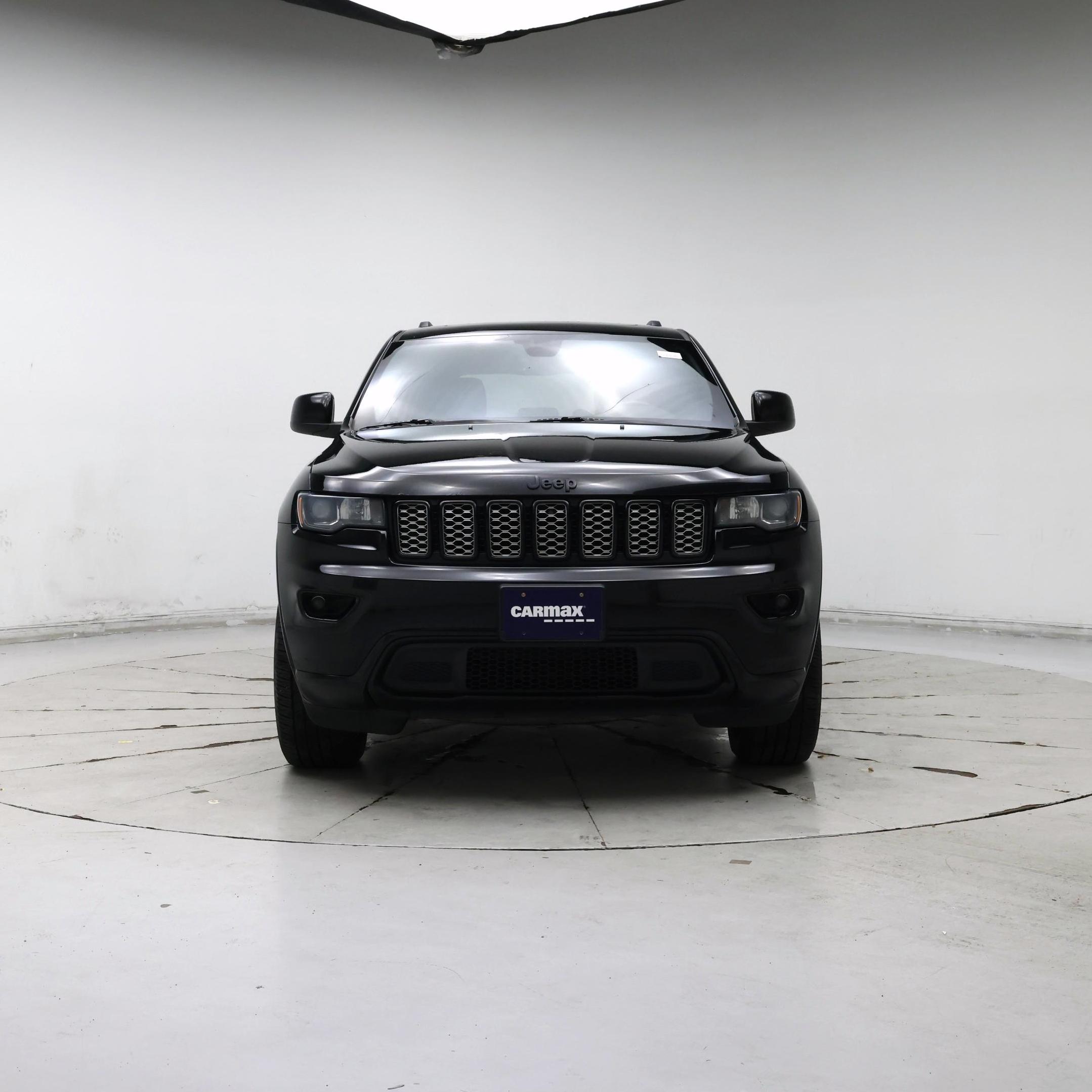 Thumbnail: 2018 Jeep Grand Cherokee - 5