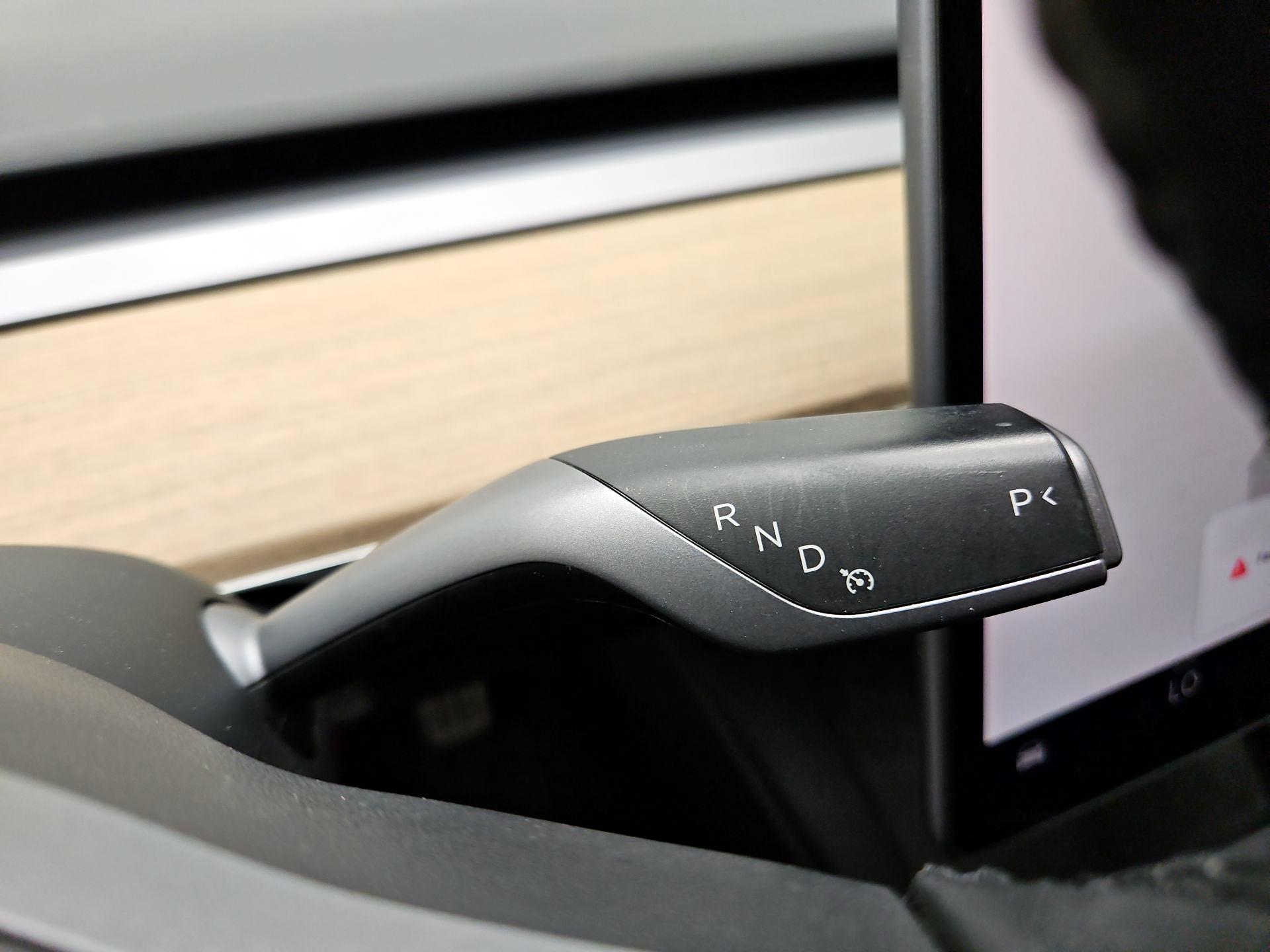 Thumbnail: 2022 Tesla Model 3 - 17