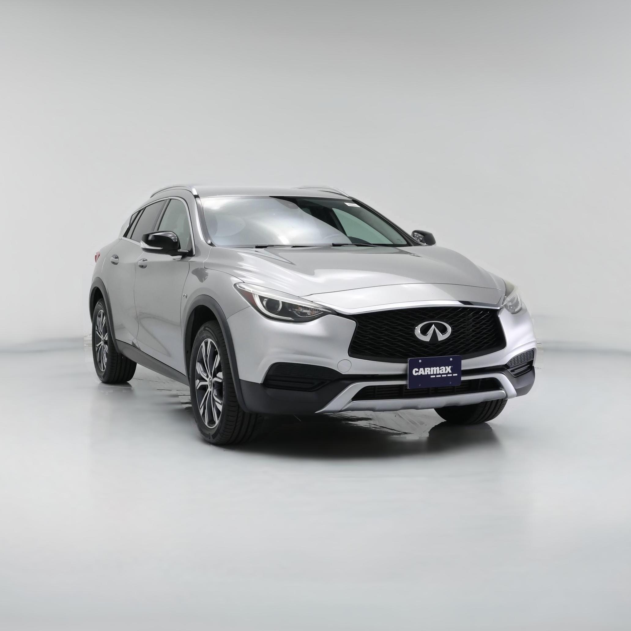 Thumbnail: 2017 INFINITI QX30 - 1