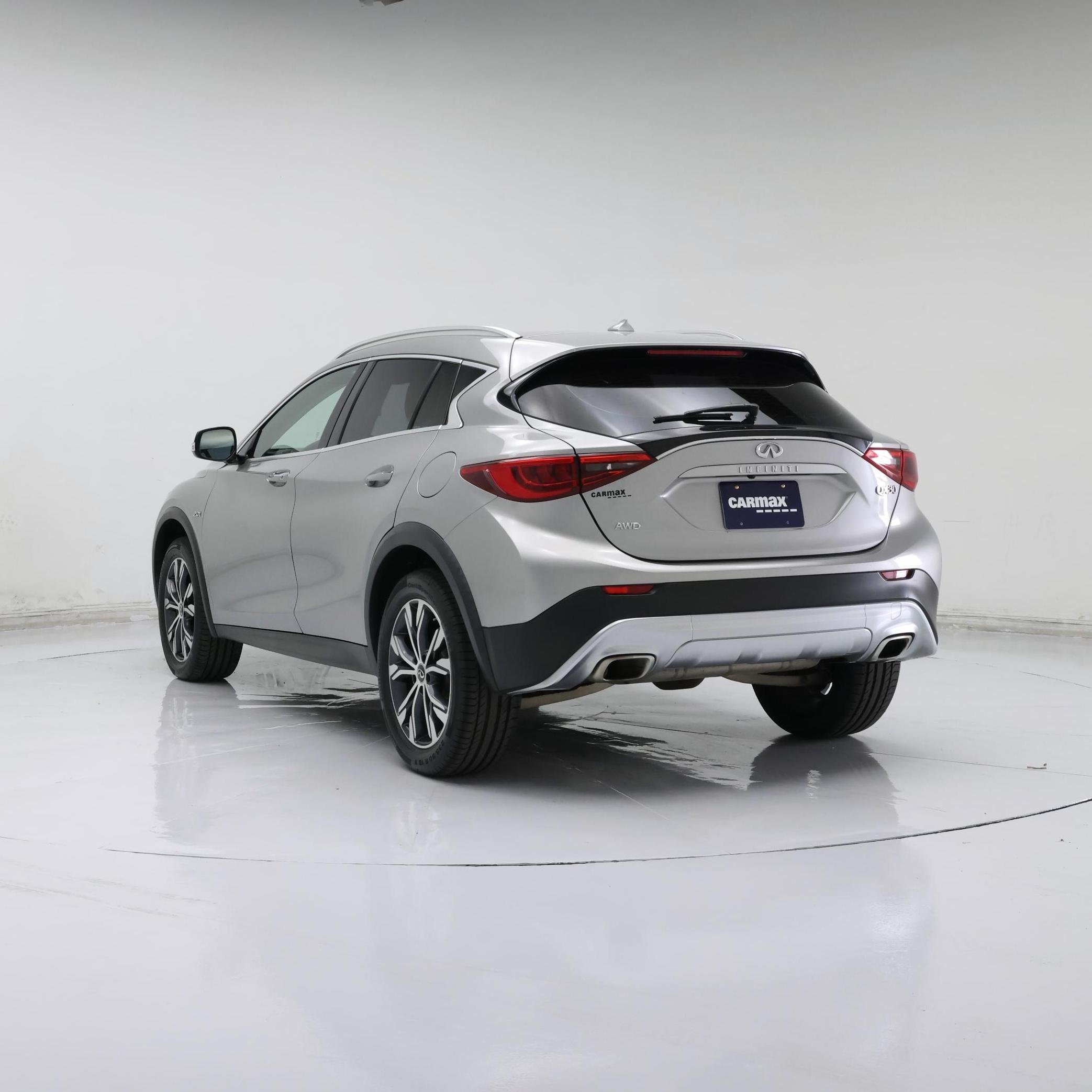 Thumbnail: 2017 INFINITI QX30 - 2