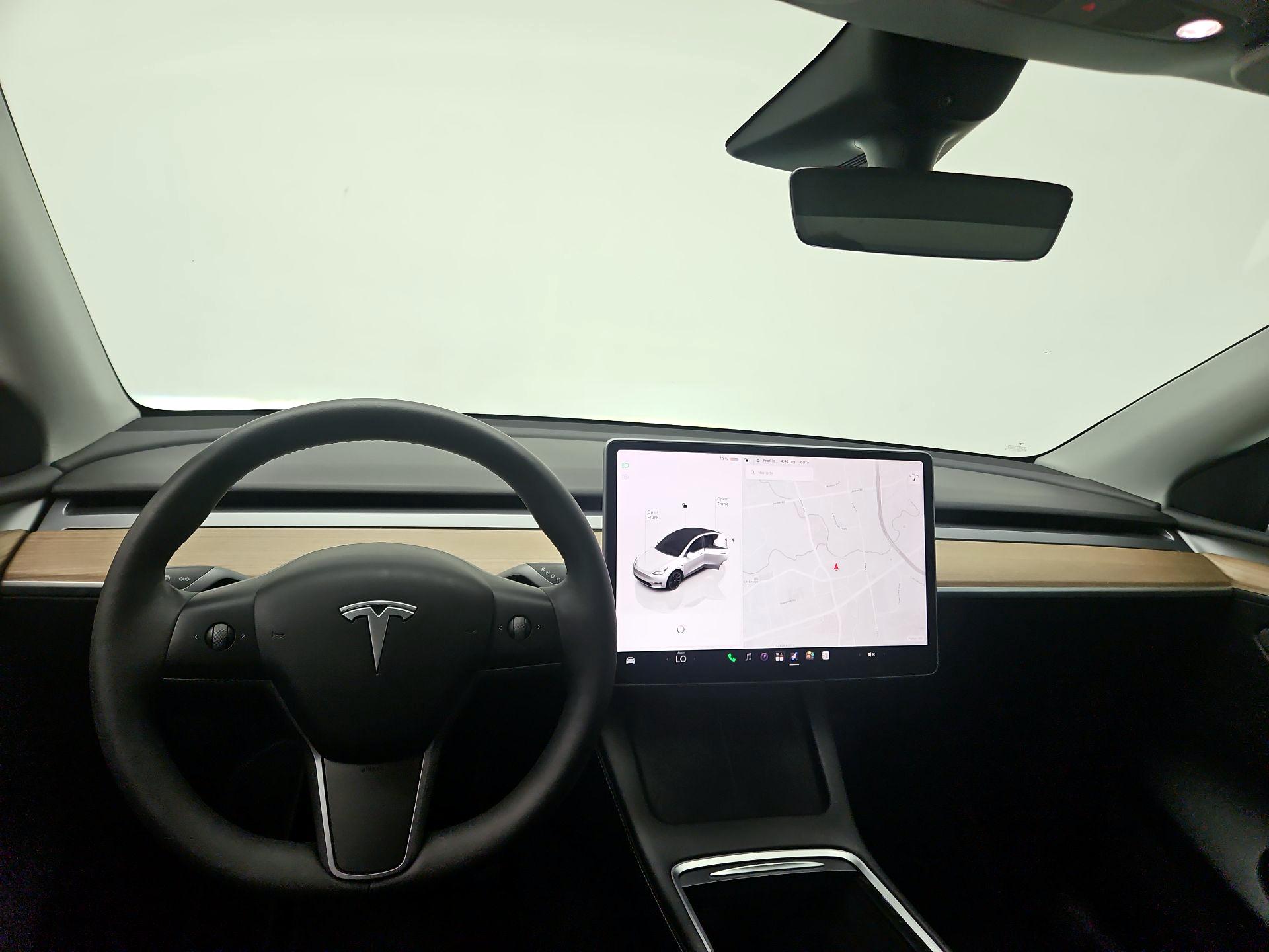 Thumbnail: 2022 Tesla Model Y - 10