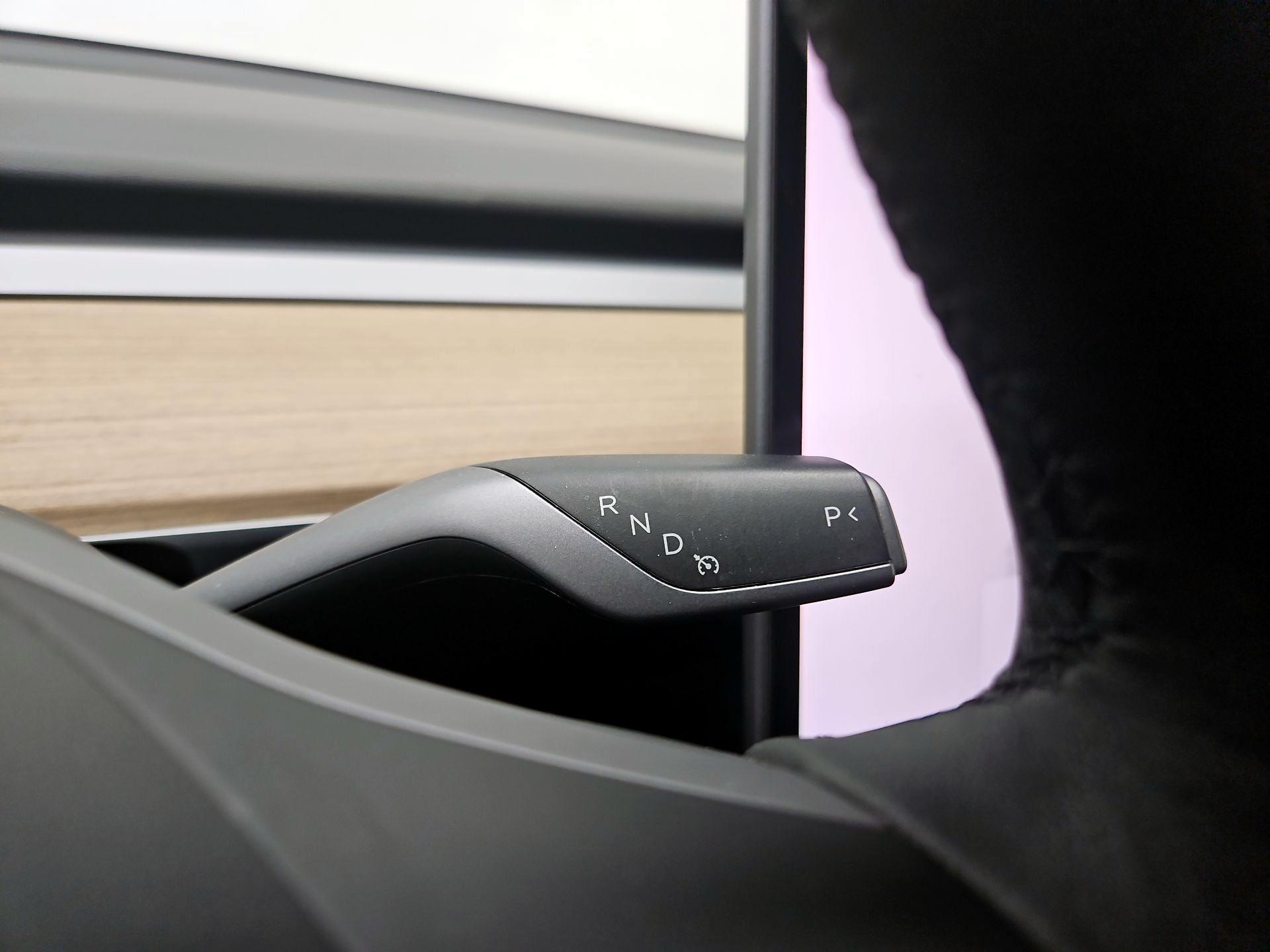 Thumbnail: 2022 Tesla Model Y - 17