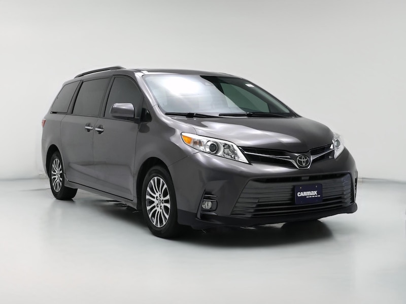 2019 Toyota Sienna XLE -
                  Parker, CO