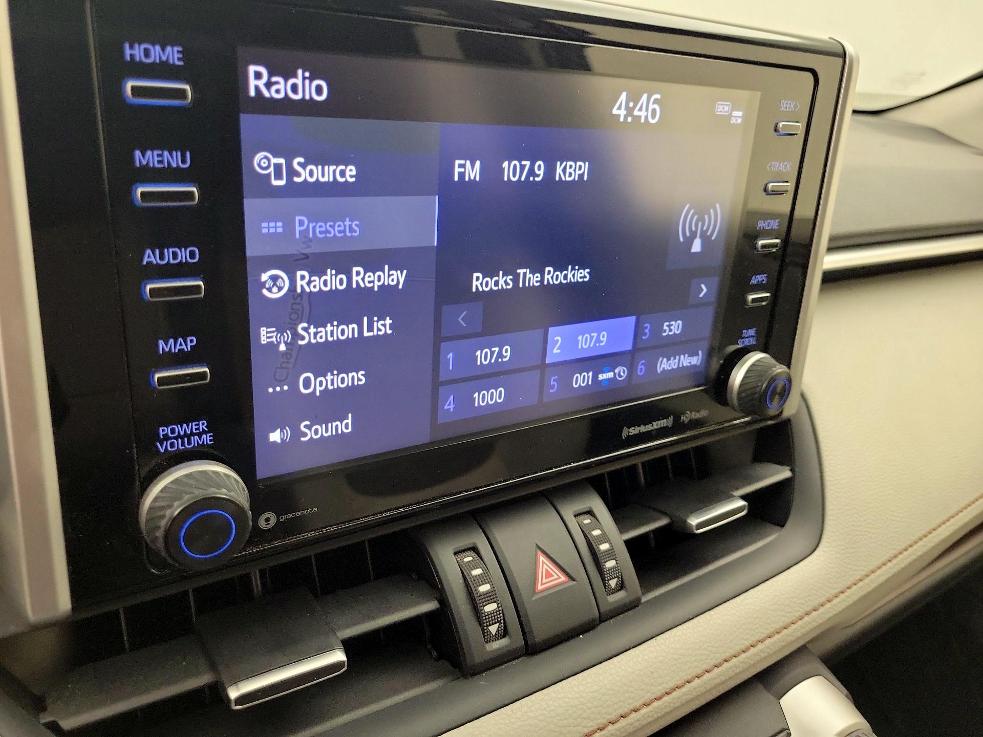 Thumbnail: 2019 Toyota RAV4 - 16
