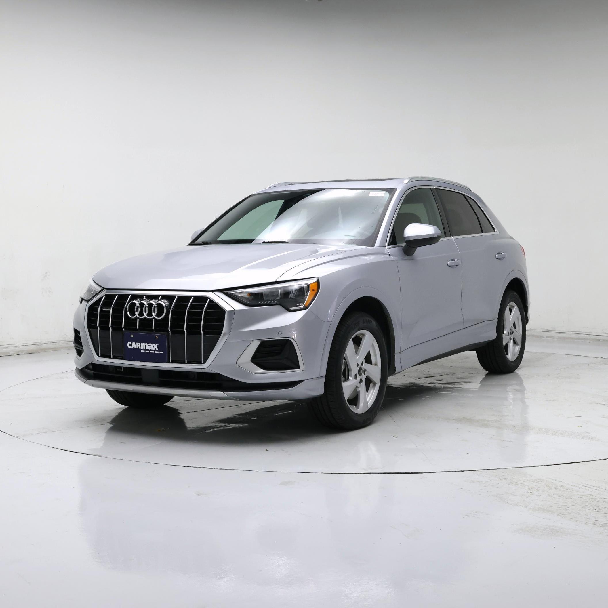 Thumbnail: 2022 Audi Q3 - 4