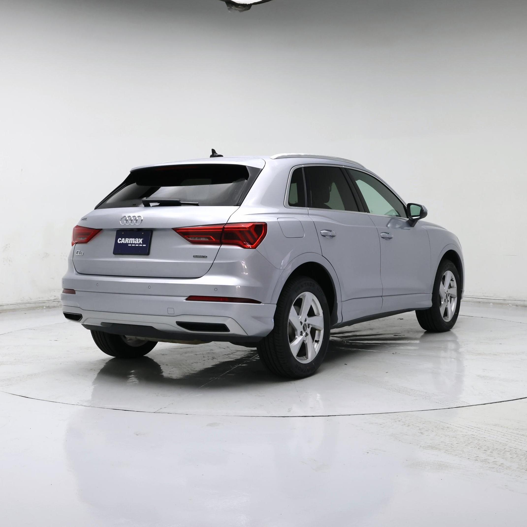 Thumbnail: 2022 Audi Q3 - 8