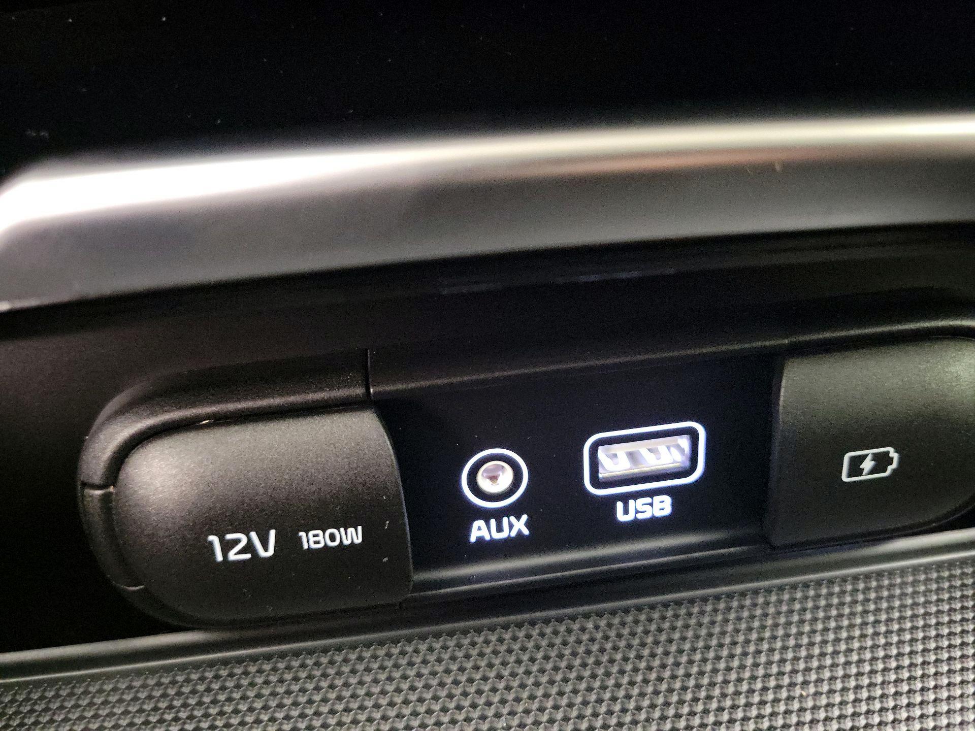 Thumbnail: 2019 Kia Stinger - 18