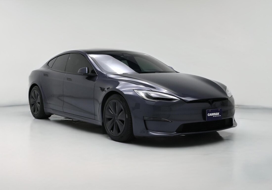 2021 Tesla Model S Long Range in Gray — CarMax photo