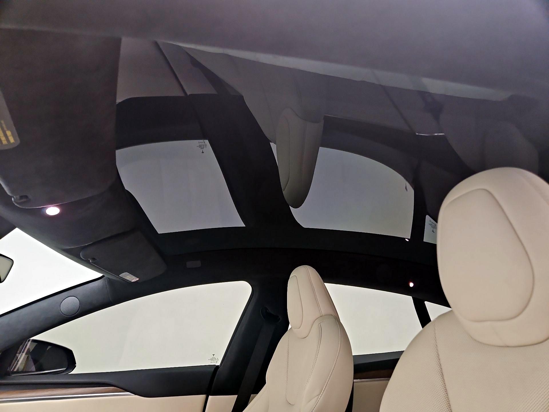 Thumbnail: 2021 Tesla Model S - 18