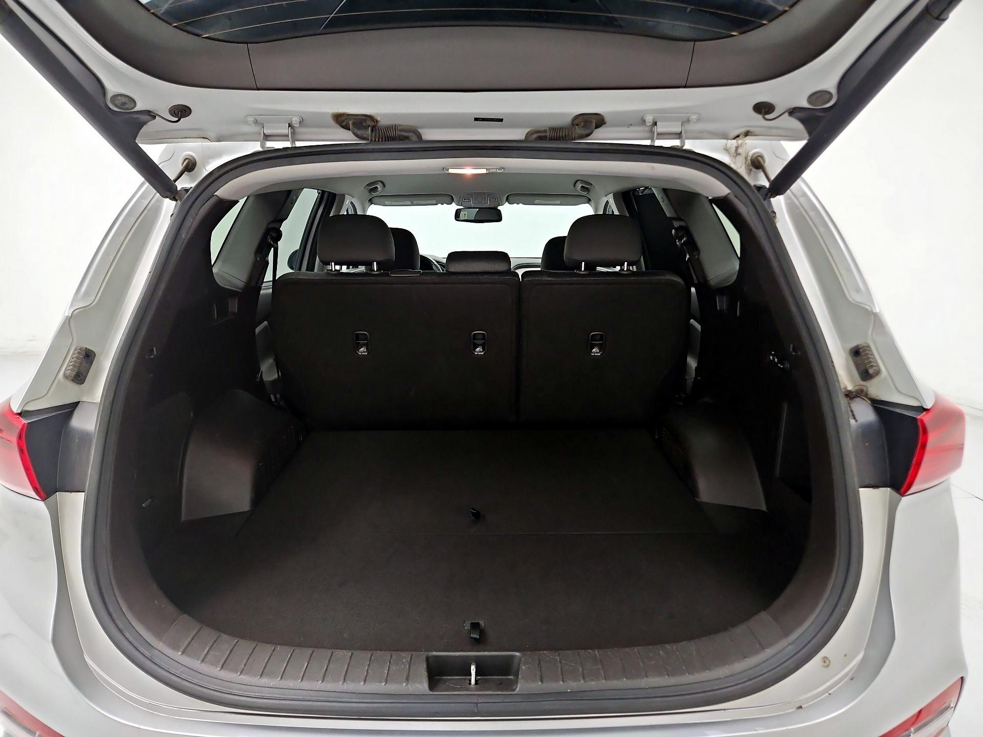 Thumbnail: 2019 Hyundai Santa Fe - 20