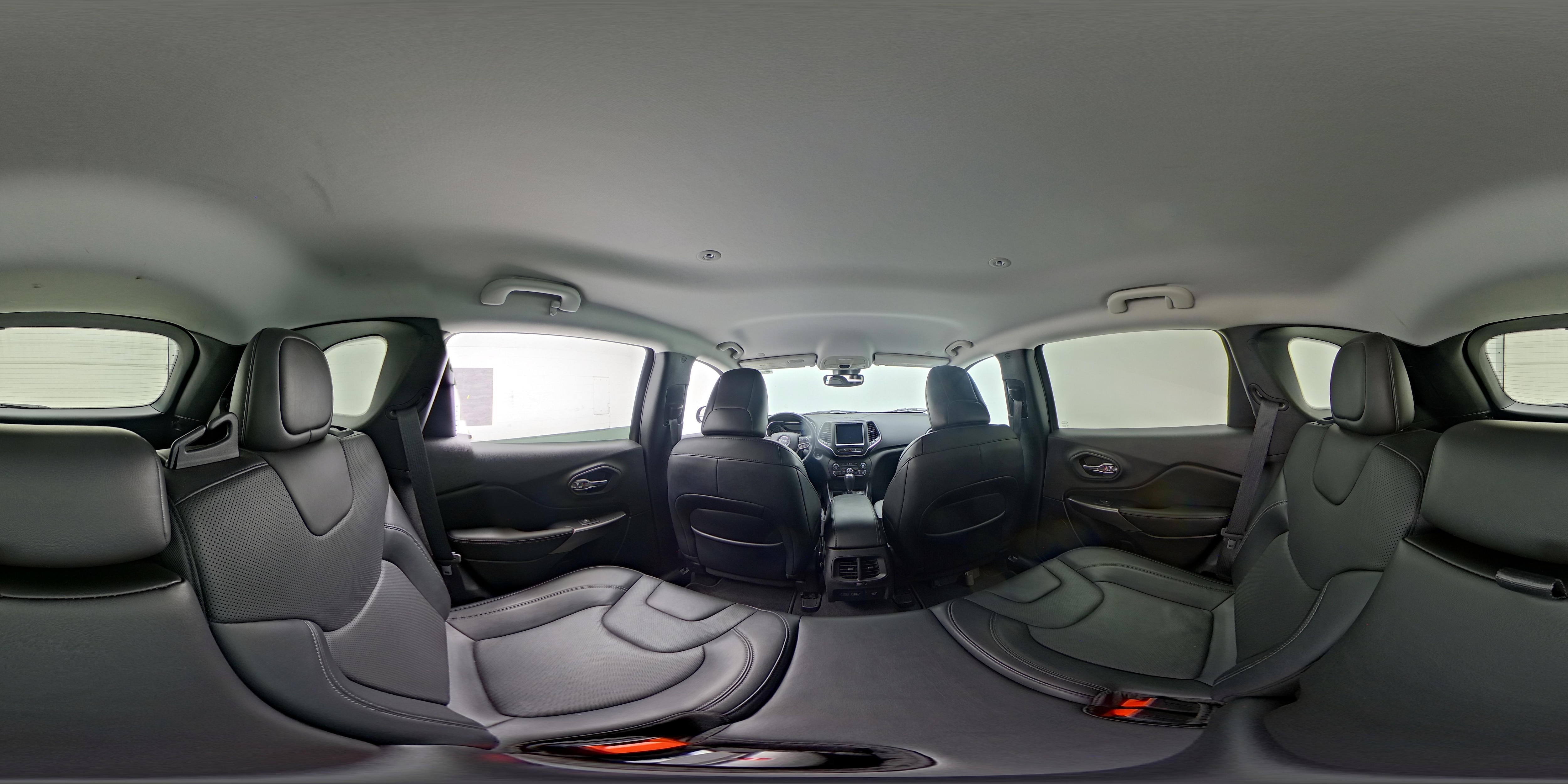 2021 Jeep Cherokee Latitude Lux - Photo 26