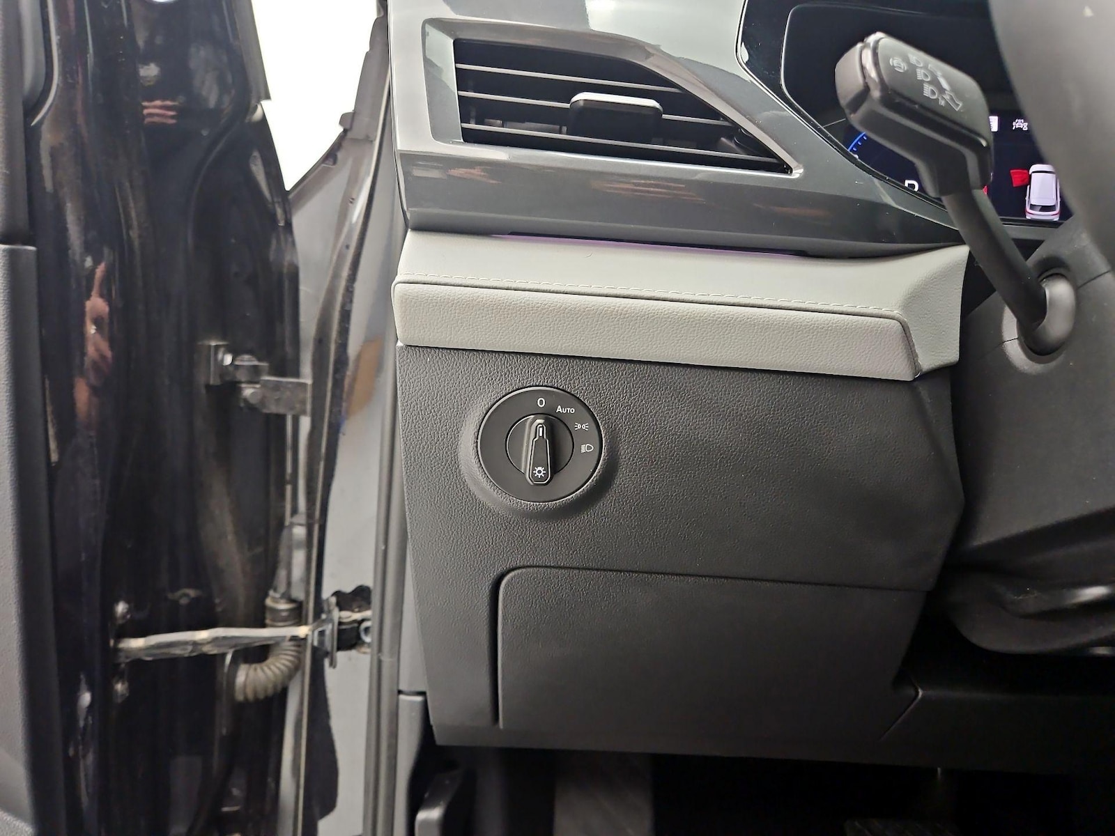 2023 Volkswagen Taos SEL - Photo 14
