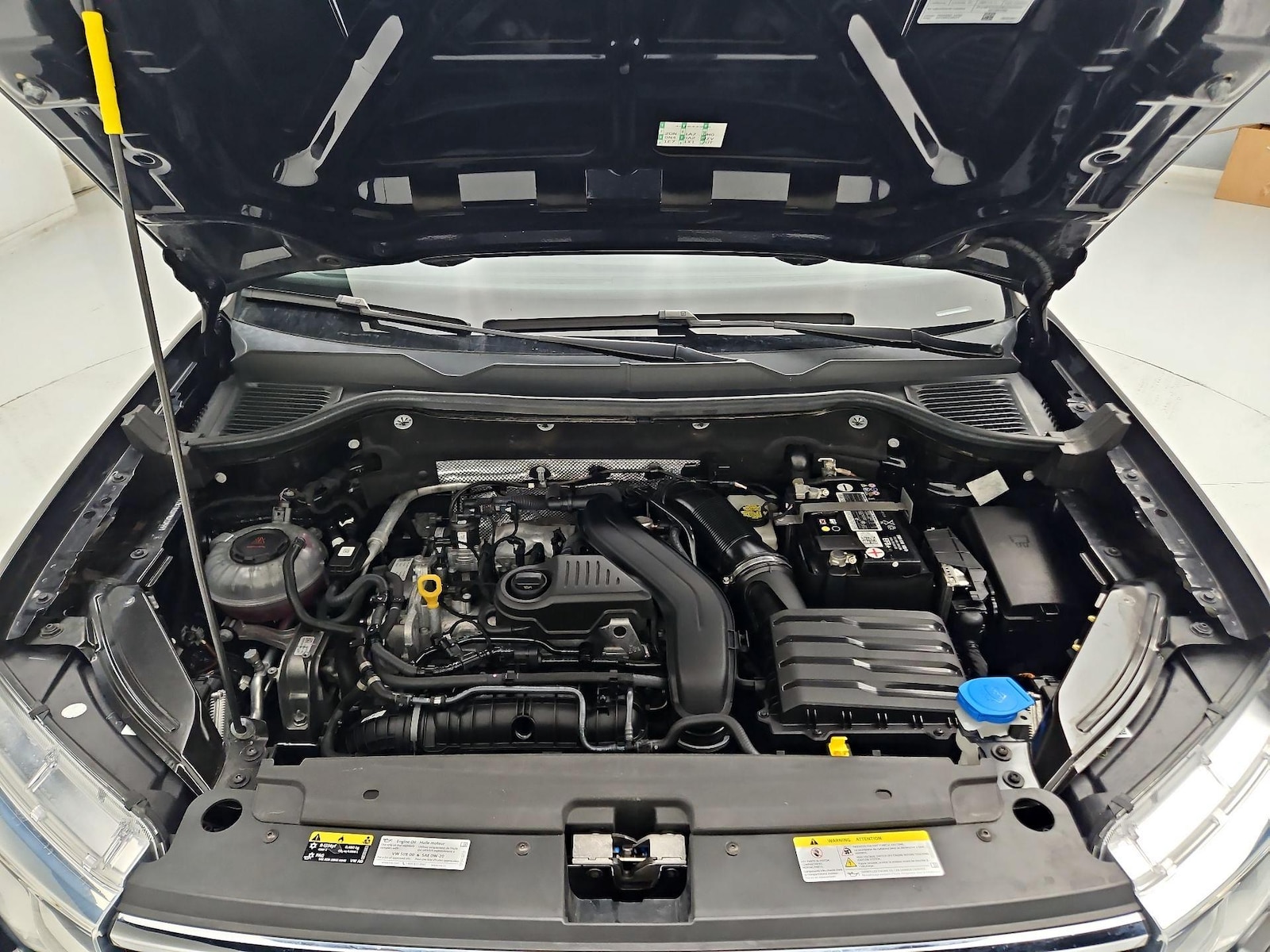 2023 Volkswagen Taos SEL - Photo 24