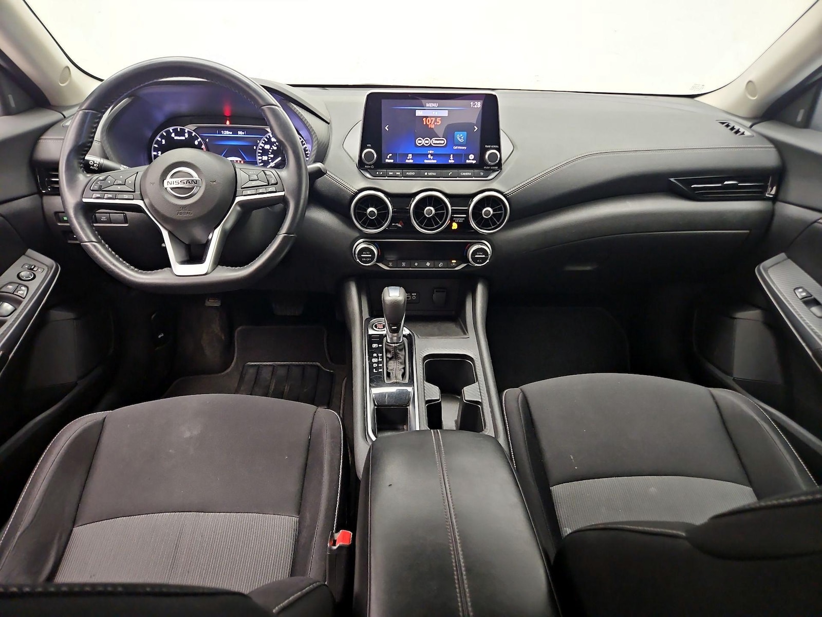 2020 Nissan Sentra SV - Photo 10