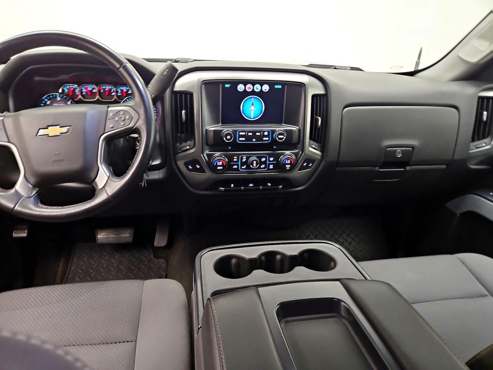 2017 Chevrolet Silverado 1500 LT Z71 - Photo 10