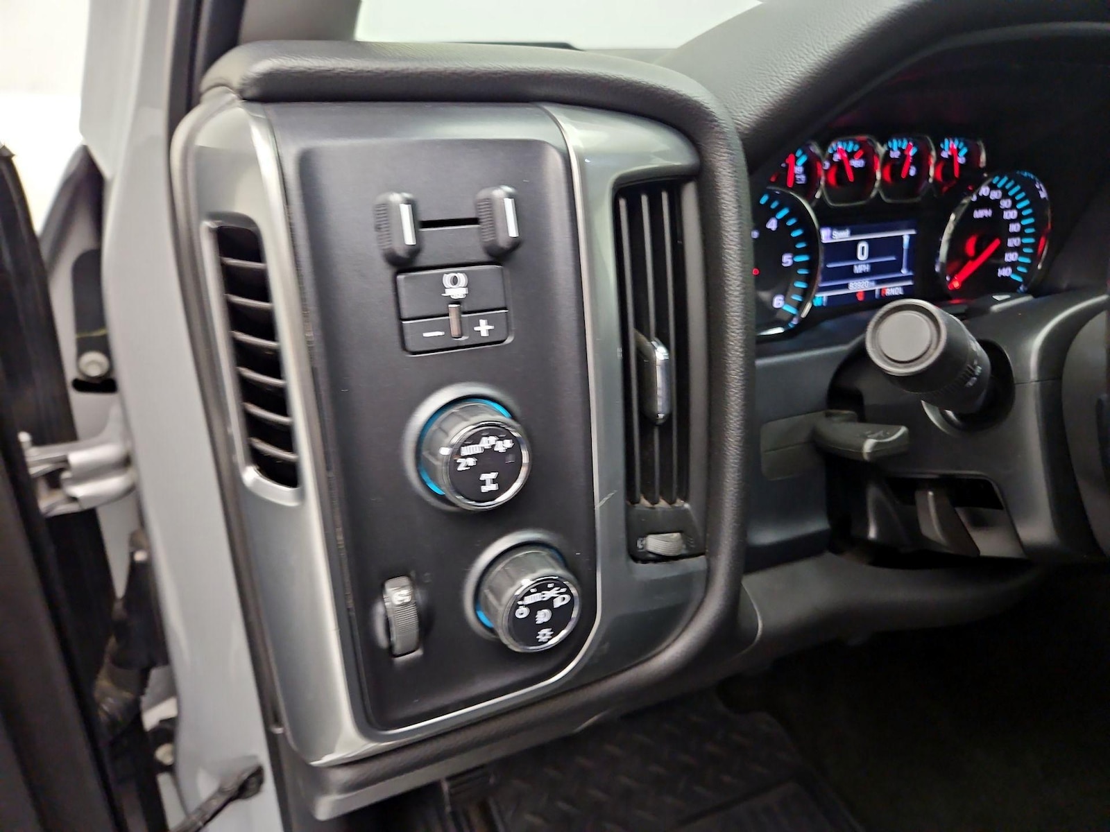 2017 Chevrolet Silverado 1500 LT Z71 - Photo 14