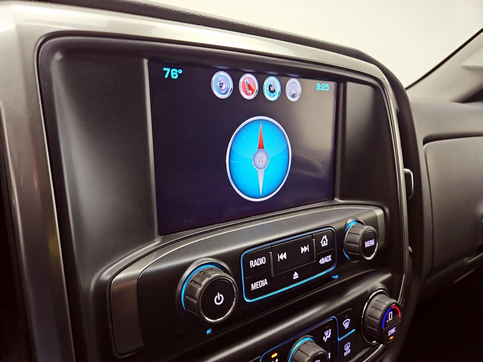 2017 Chevrolet Silverado 1500 LT Z71 - Photo 15