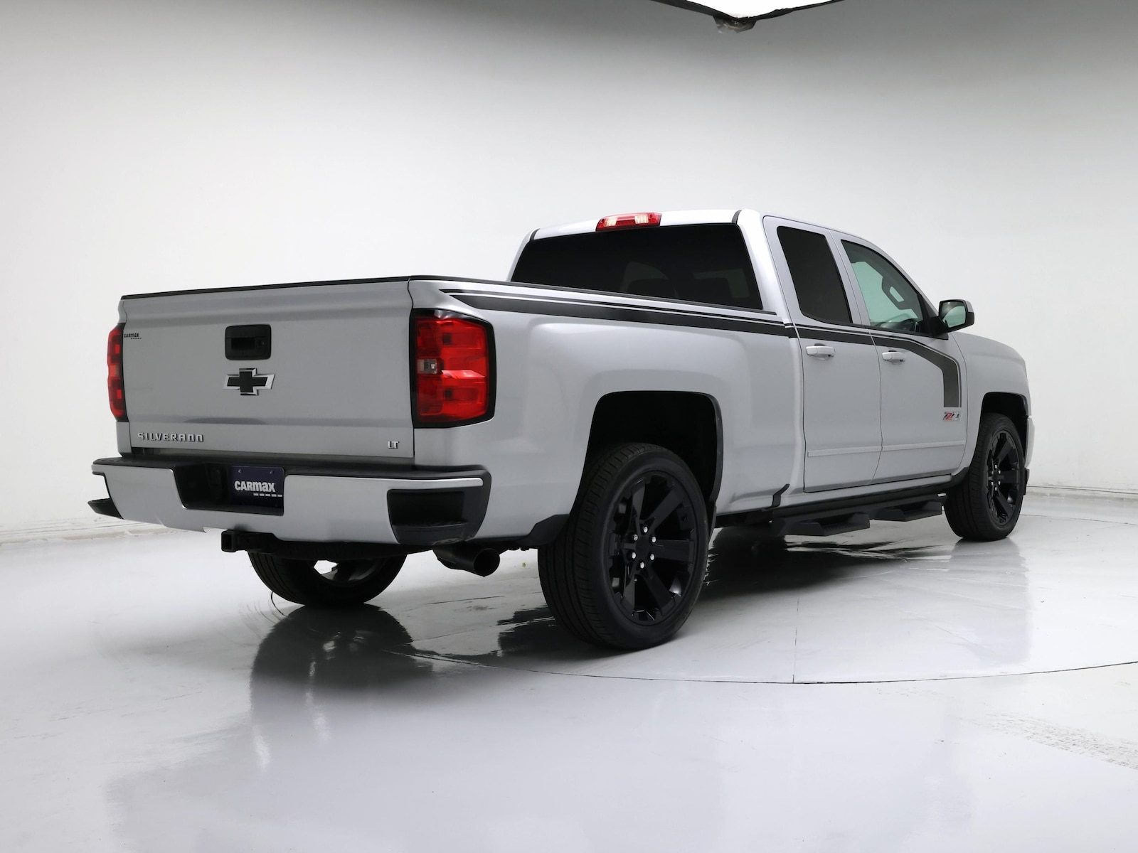 2017 Chevrolet Silverado 1500 LT Z71 - Photo 9