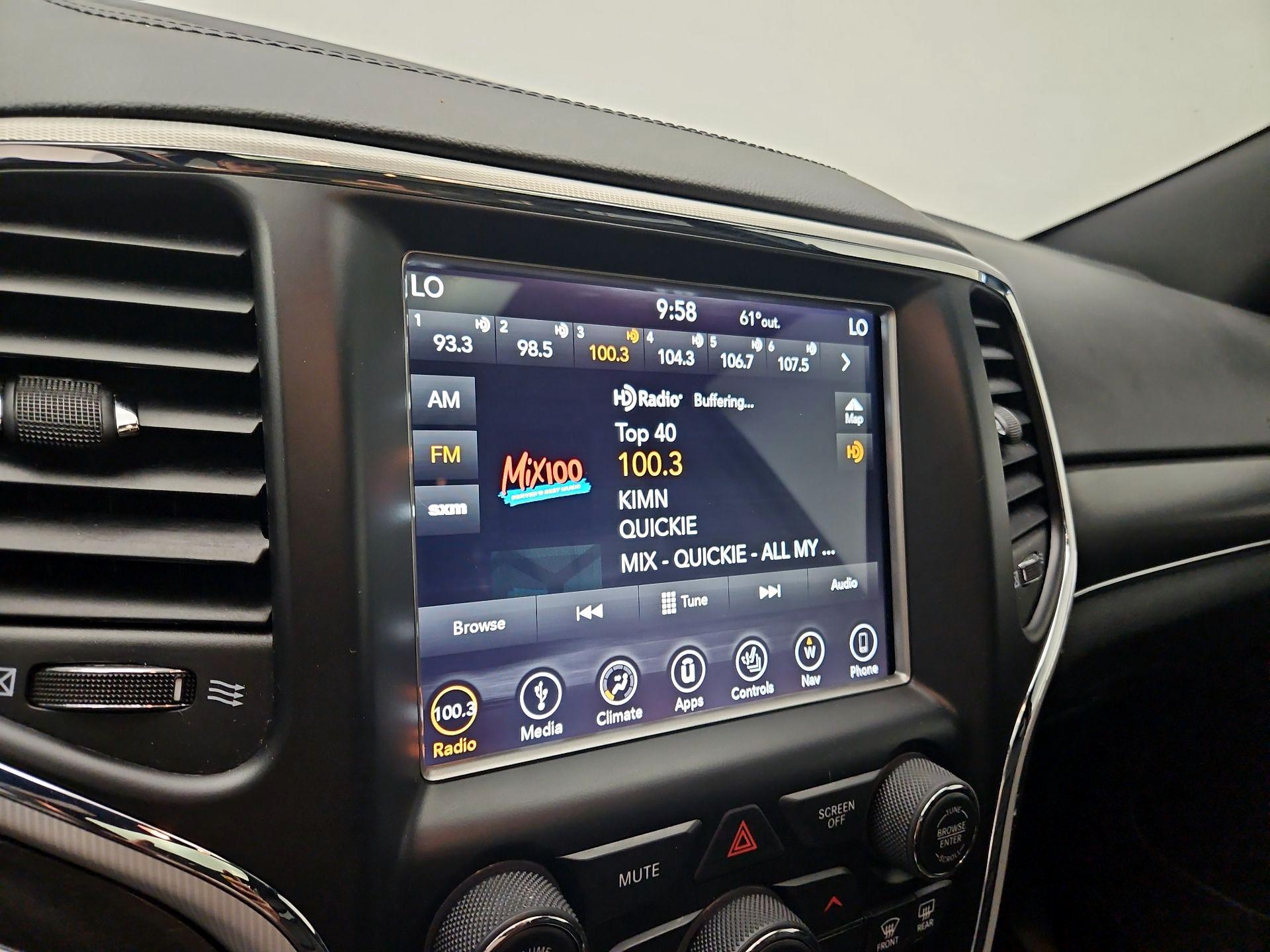 Thumbnail: 2018 Jeep Grand Cherokee - 16