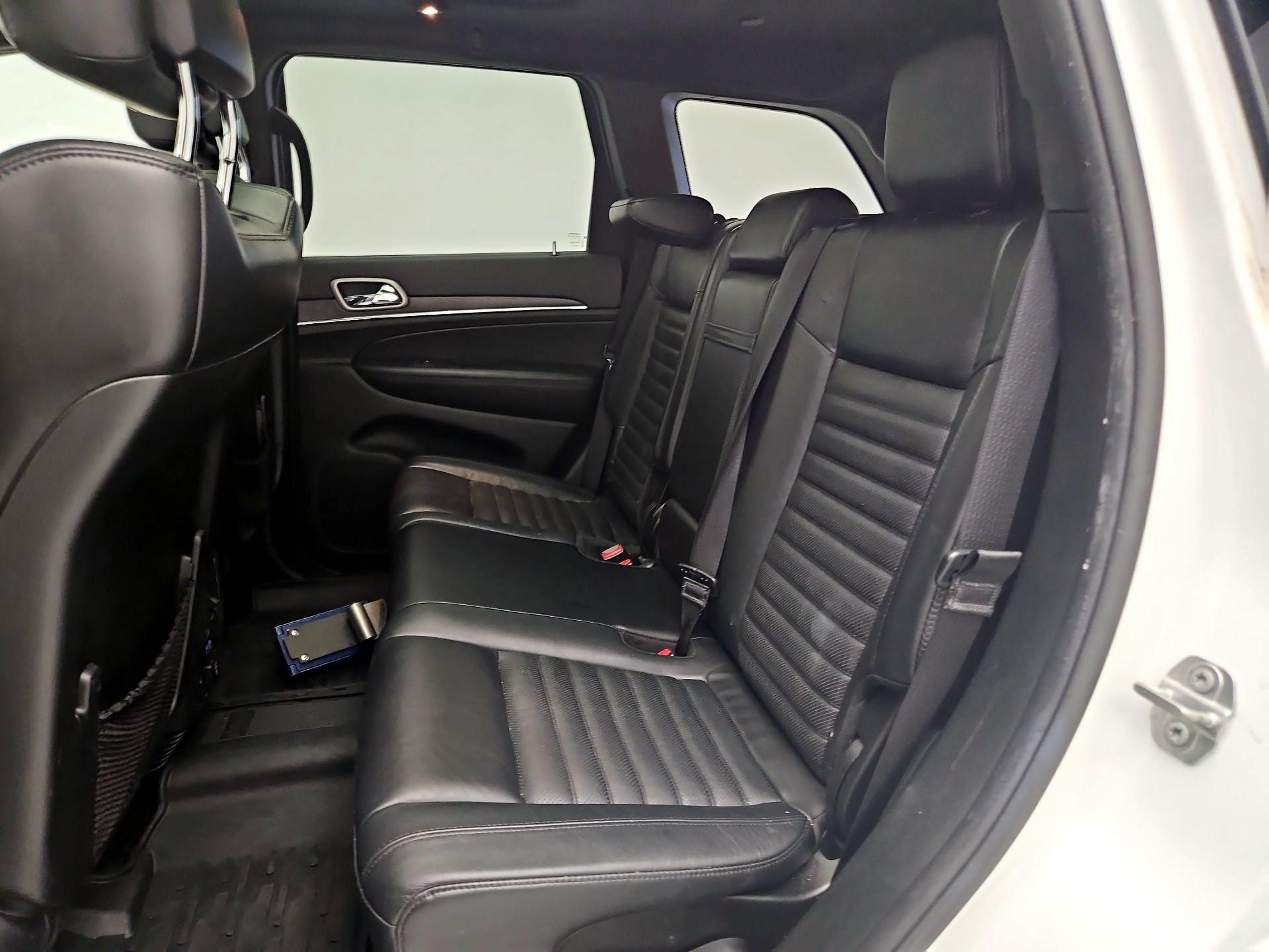 Thumbnail: 2018 Jeep Grand Cherokee - 20