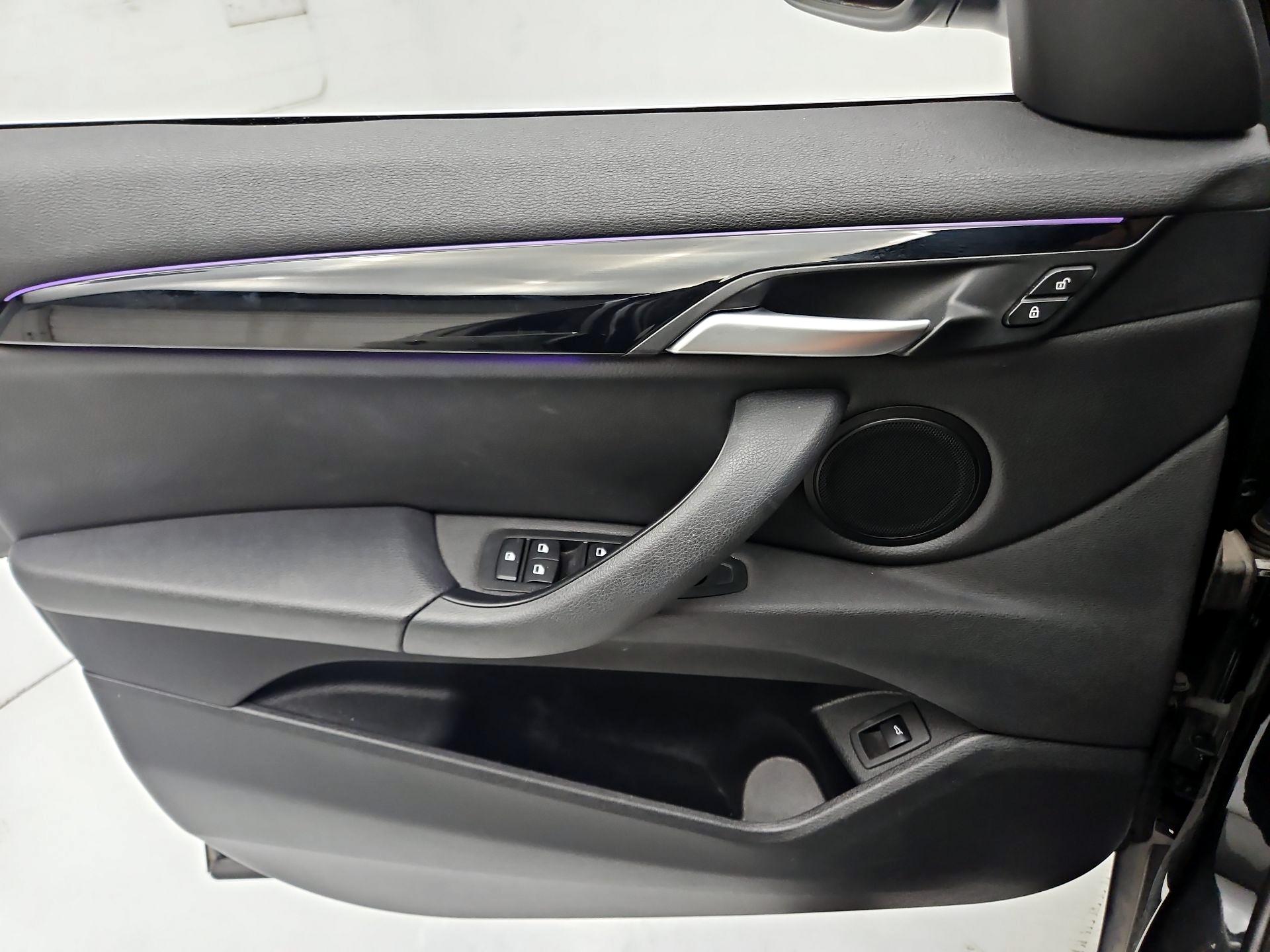 Thumbnail: 2022 BMW X1 - 12