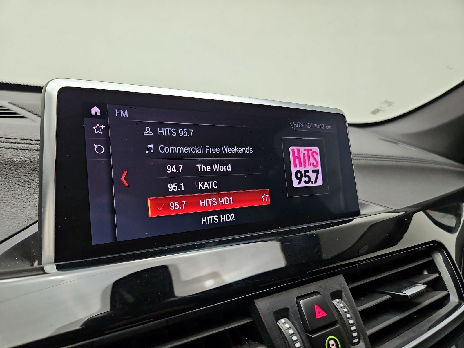 2022 BMW X1 28i - Photo 17